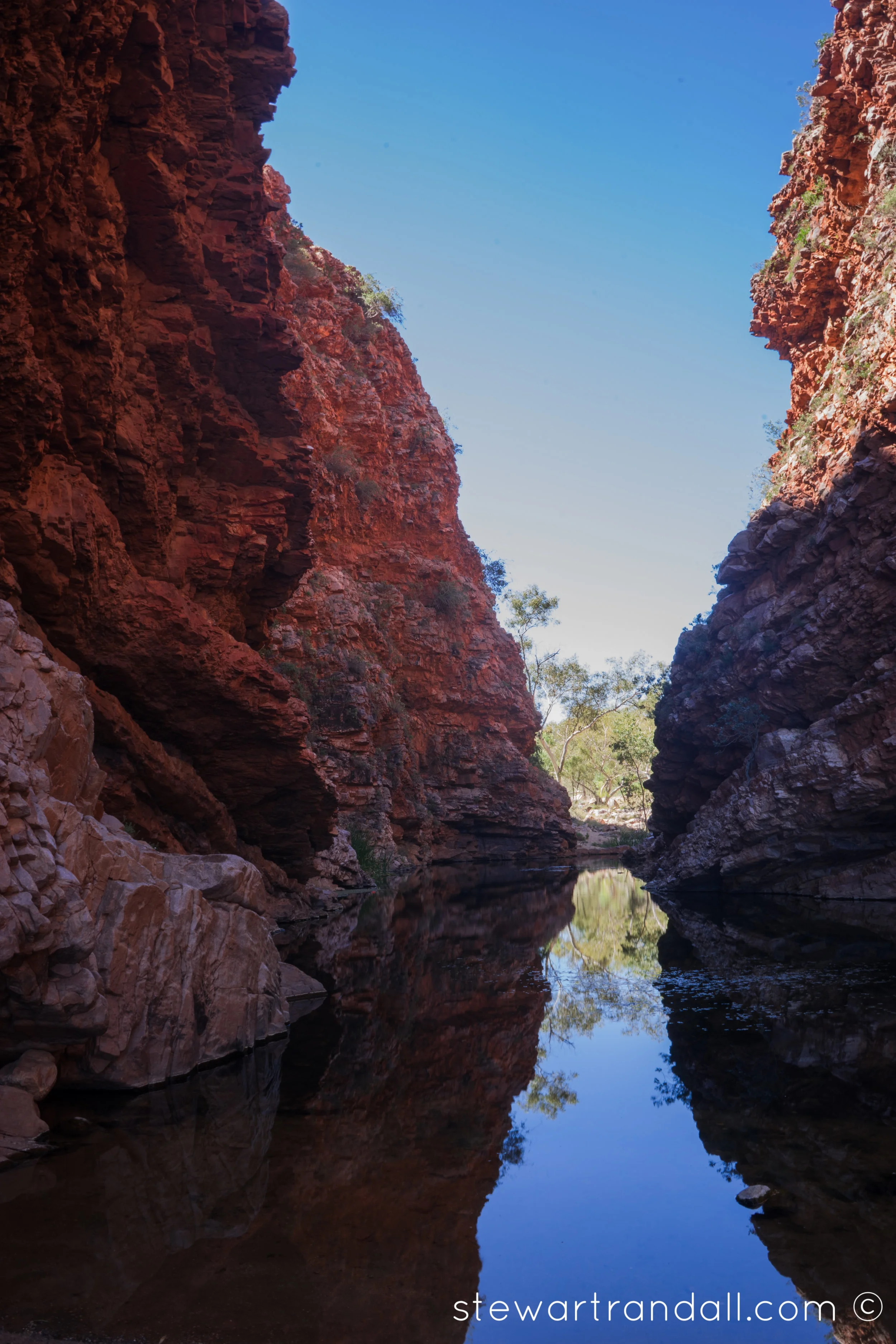 Simpson's Gap 2 (1 of 1).jpg