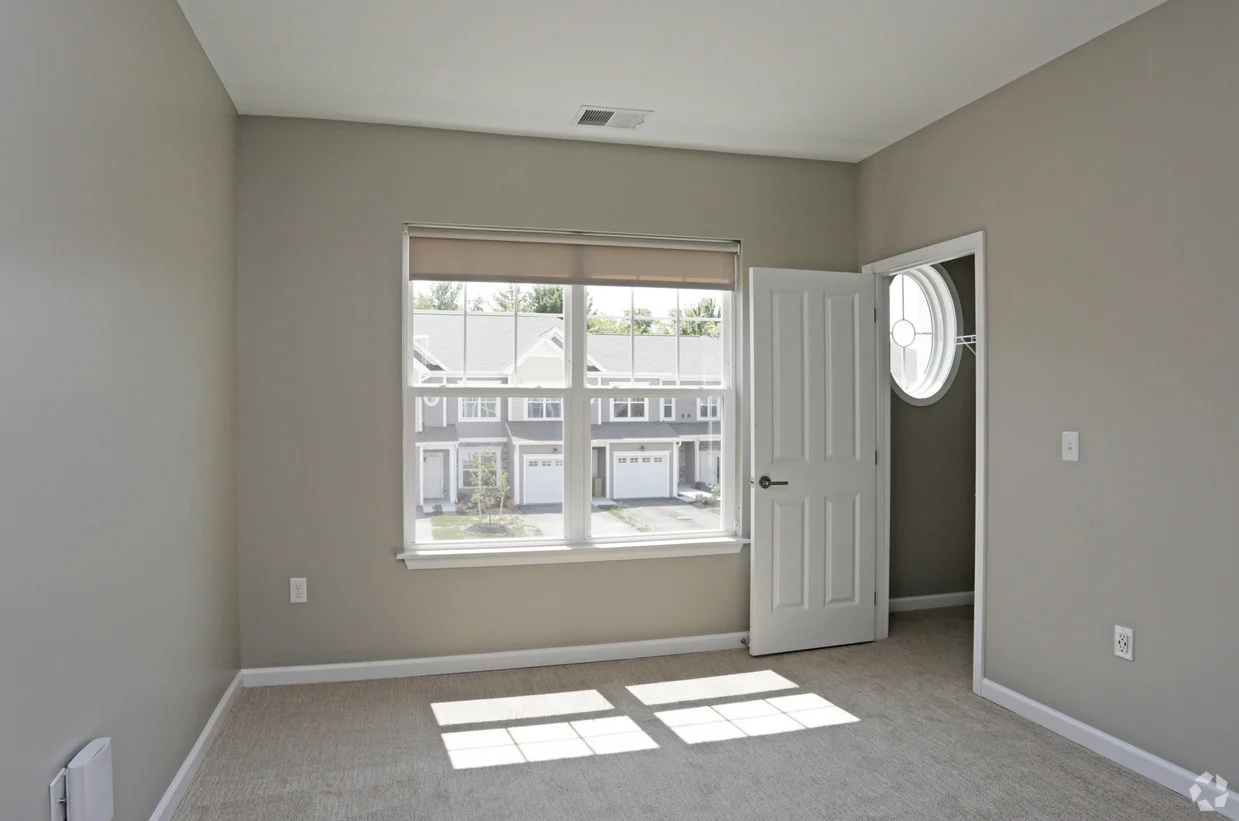 Spacious Three Bedroom Apartments