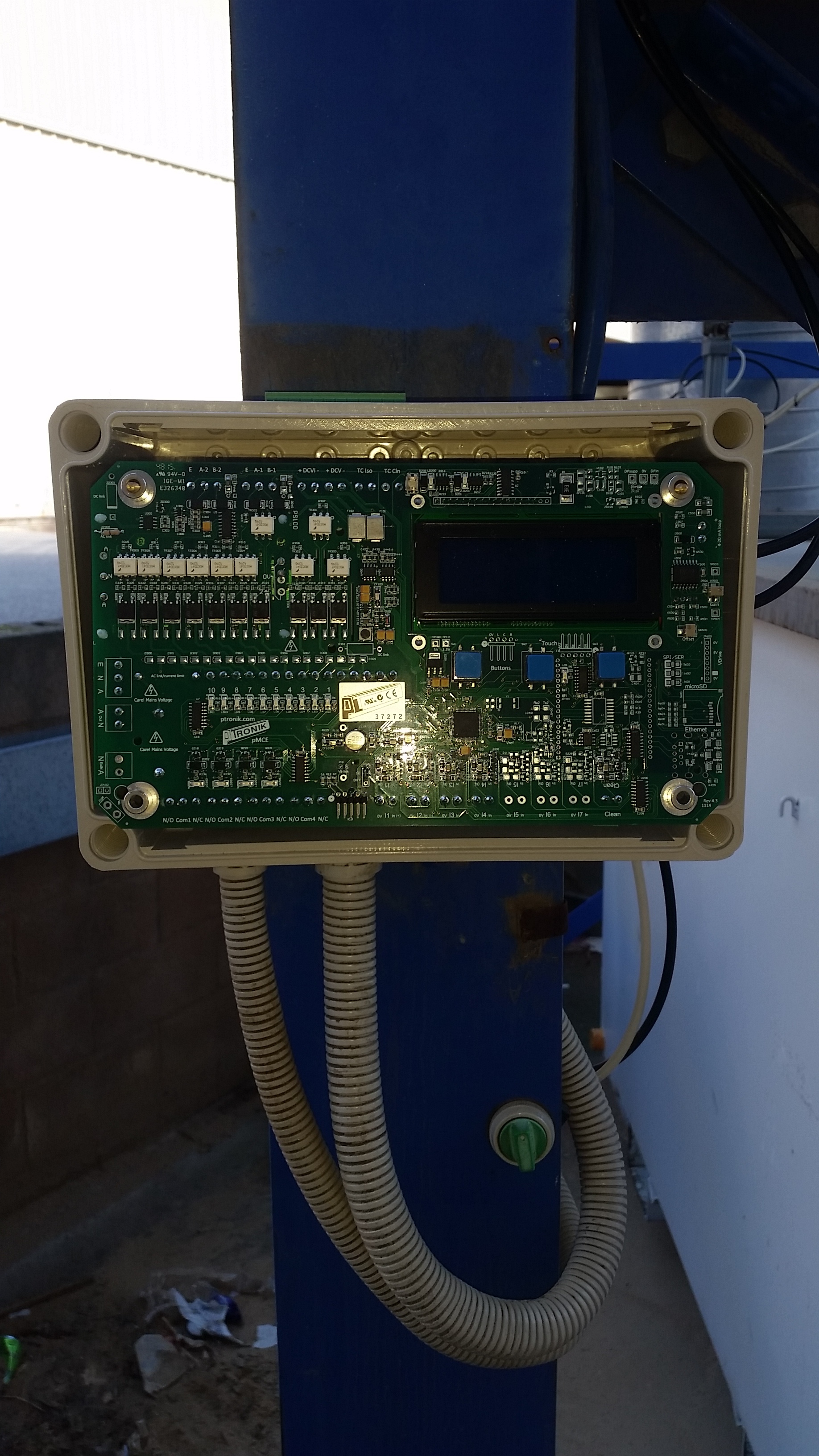 Dust collector controllers
