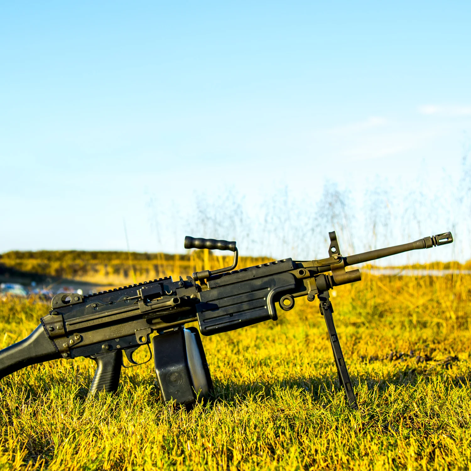 M-249 Squad Automatic Weapon (SAW) | How to Load, Unload and Shoot | Tactical Rifleman