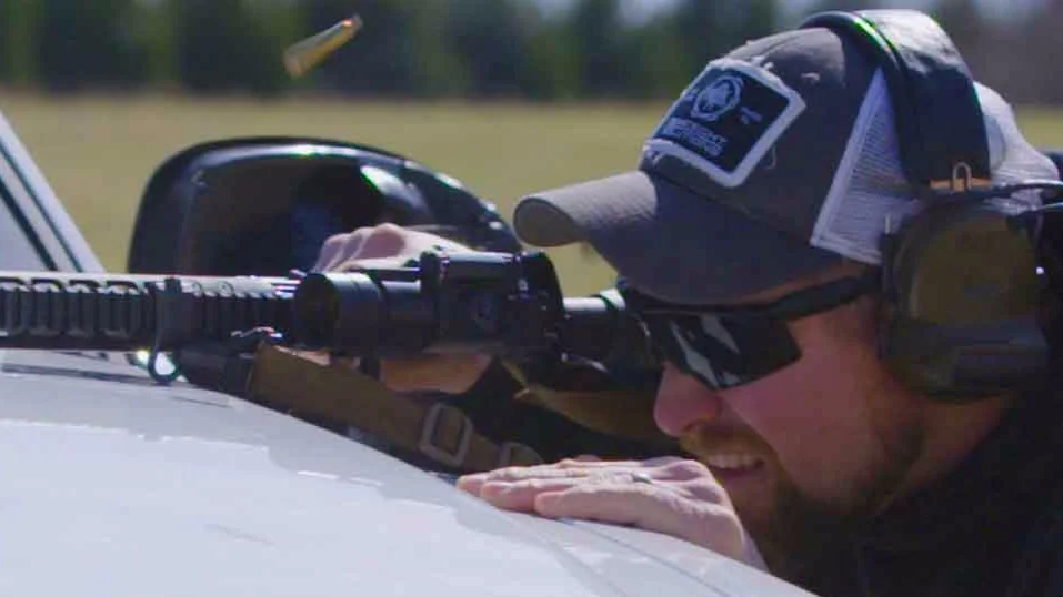 Ружье для стрельбы за угол. Corner shot. Night vision operation usmc. Кривой ствол. Стрельба будущего.