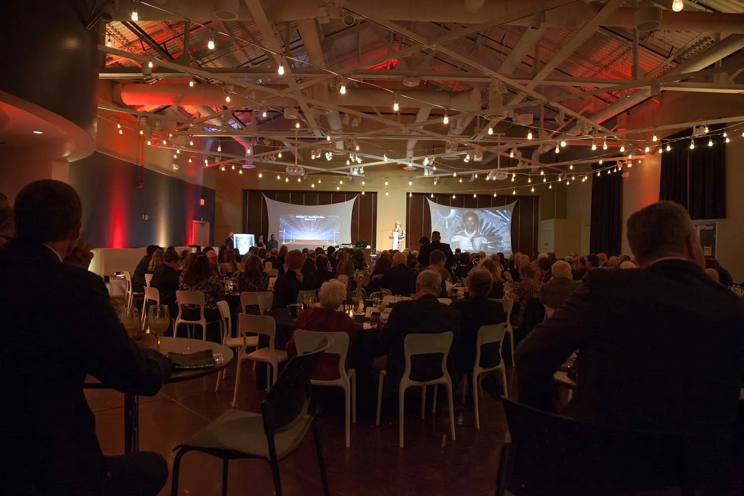 Abode-Venue-LisaStout-NightonRedCarpet-grandHall2-1500px.jpg