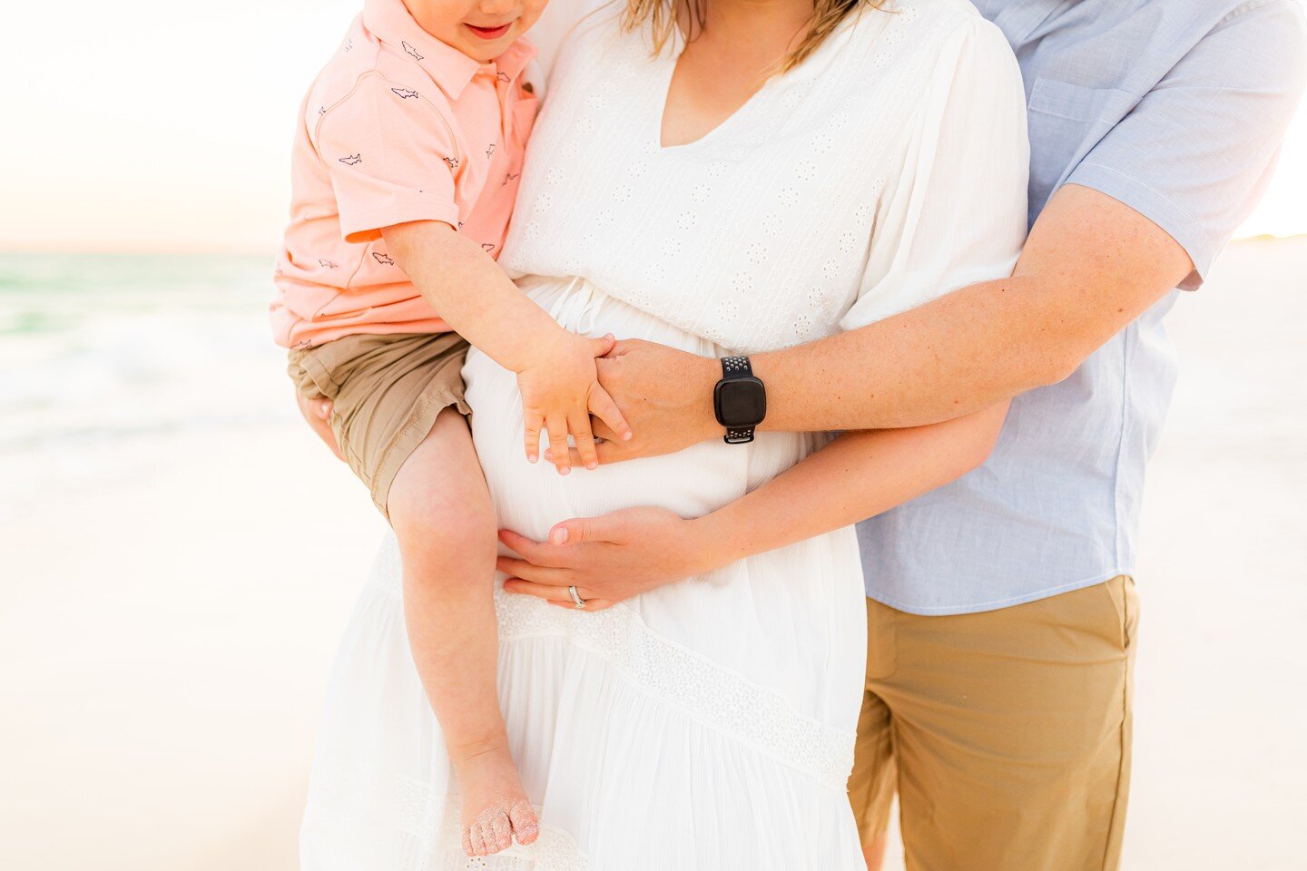 My phone suddenly stopped working on Monday so I have been a tad disconnected from the world &amp; to be entirely honest, I do not dislike this opportunity to be unplugged!

Posting from my computer for the first time! How sweet is this beautiful gro