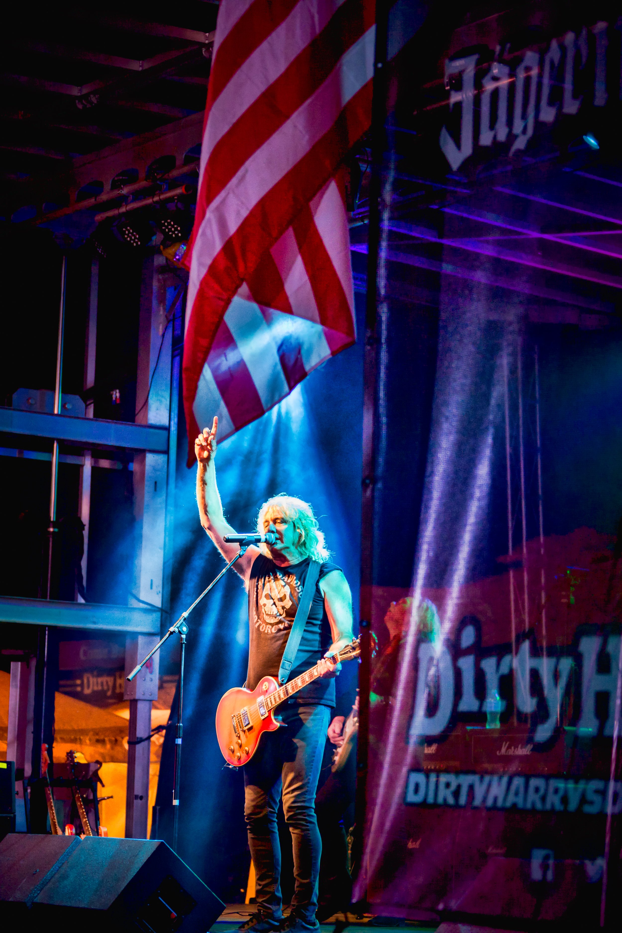 HOGS FOR HEROS OUTSIDE CONCERT