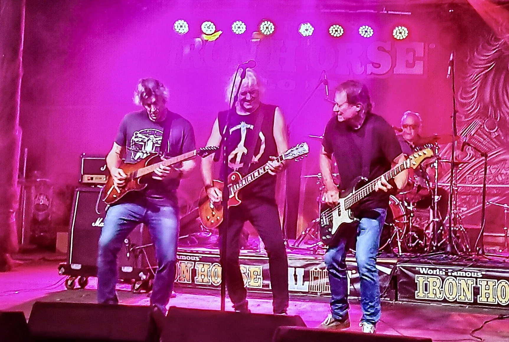 MULLIGAN'S GRILLE GRAND OPENING CONCERT