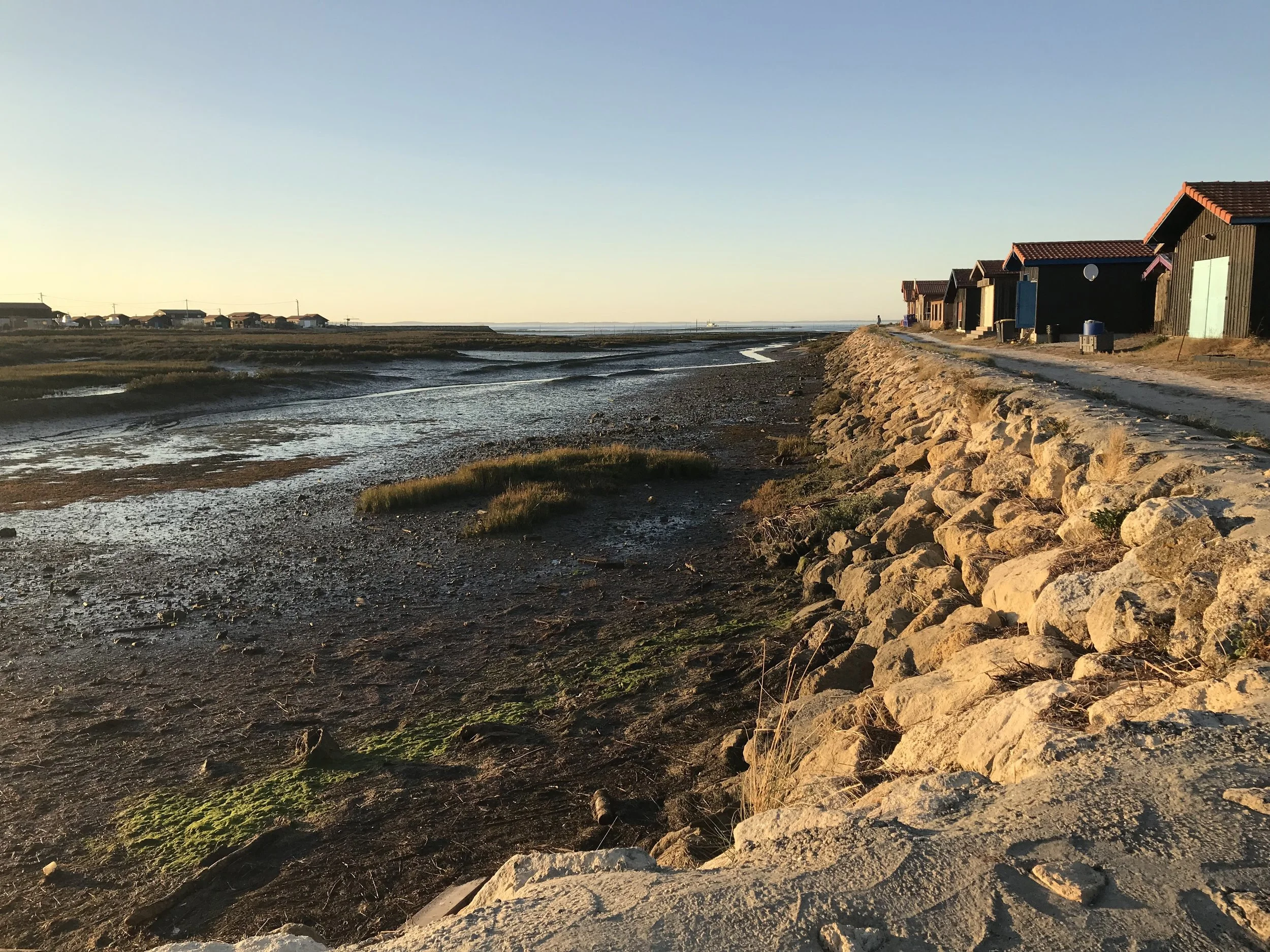 Gujan-Mestras oyster huts