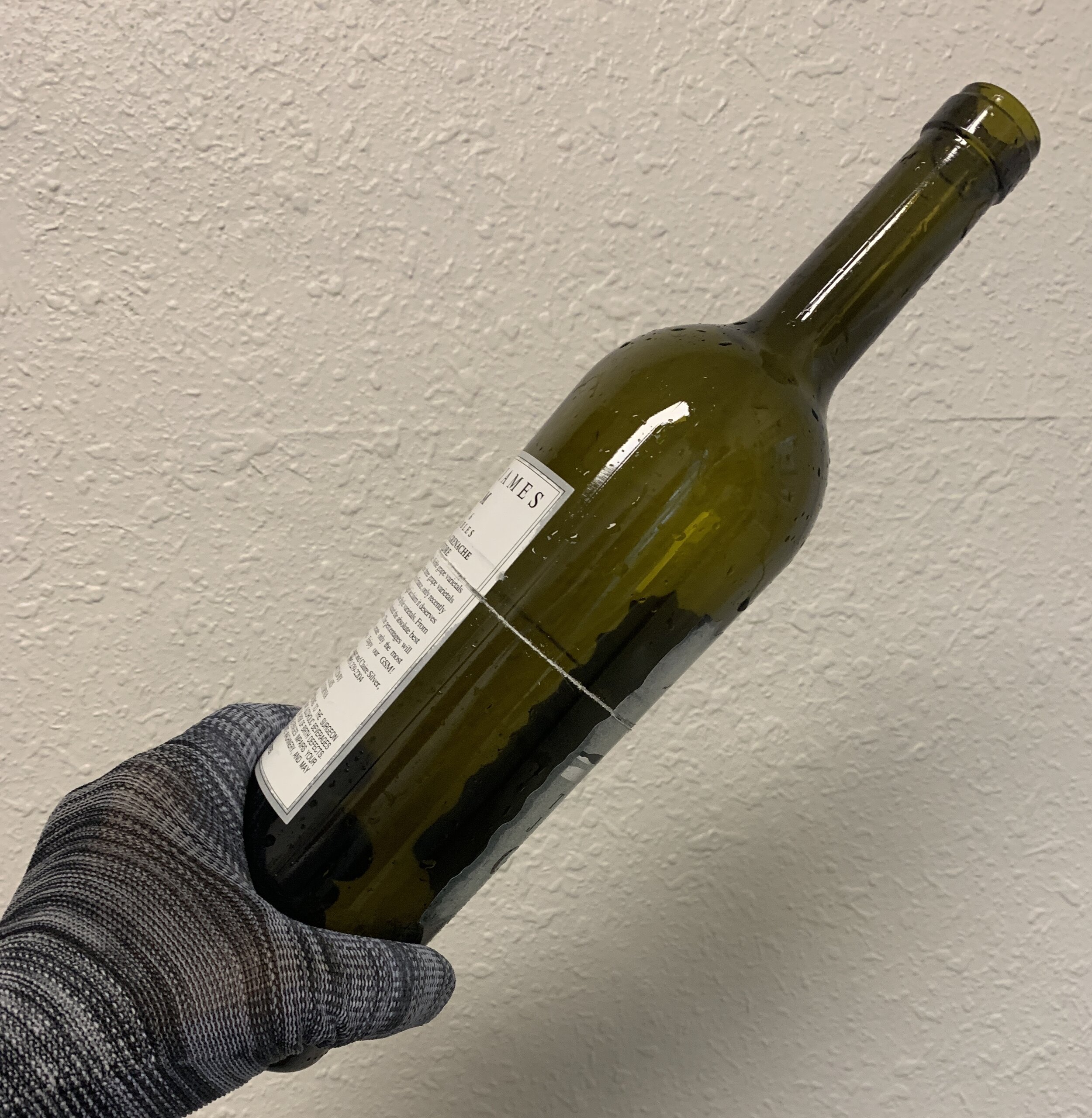 Wine Bottle Cutter Etching Bottle.JPG