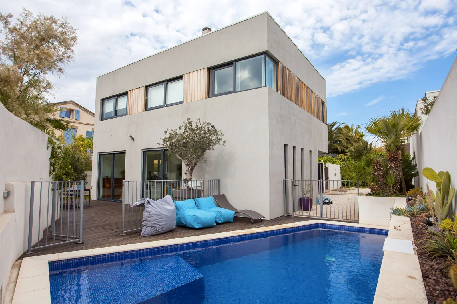2012 – Maison individuelle avec piscine