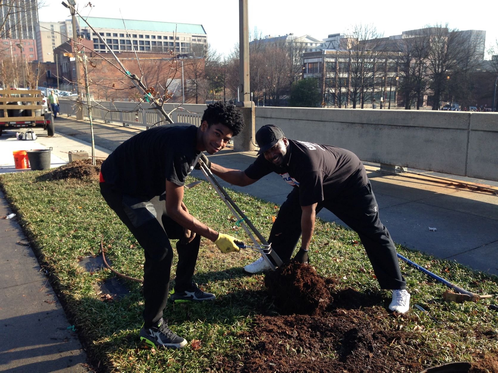 IMG_9110 Garnett Marta Station Planting 2017 Credit Trees Atlanta.JPG