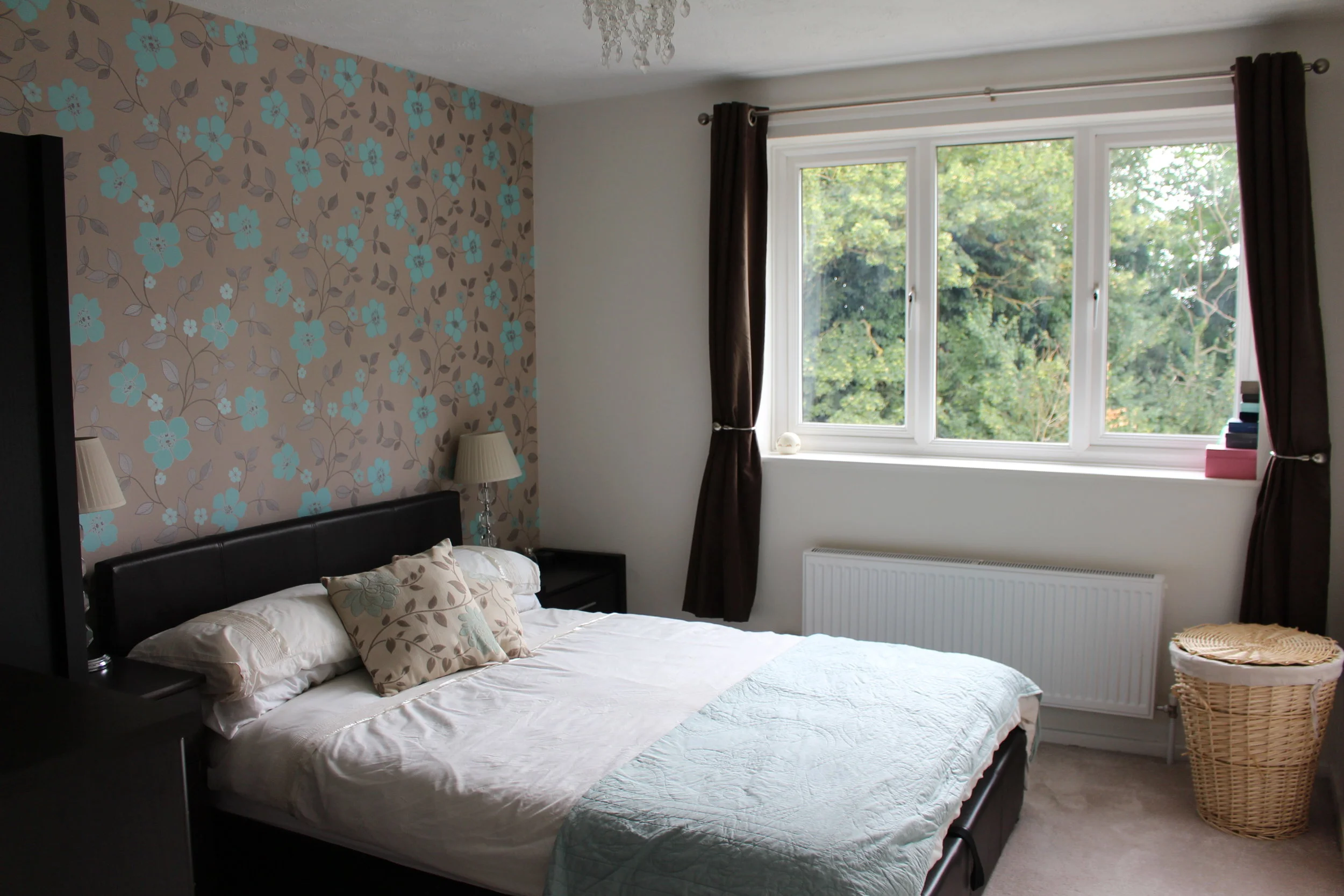 Bedroom 1.JPG