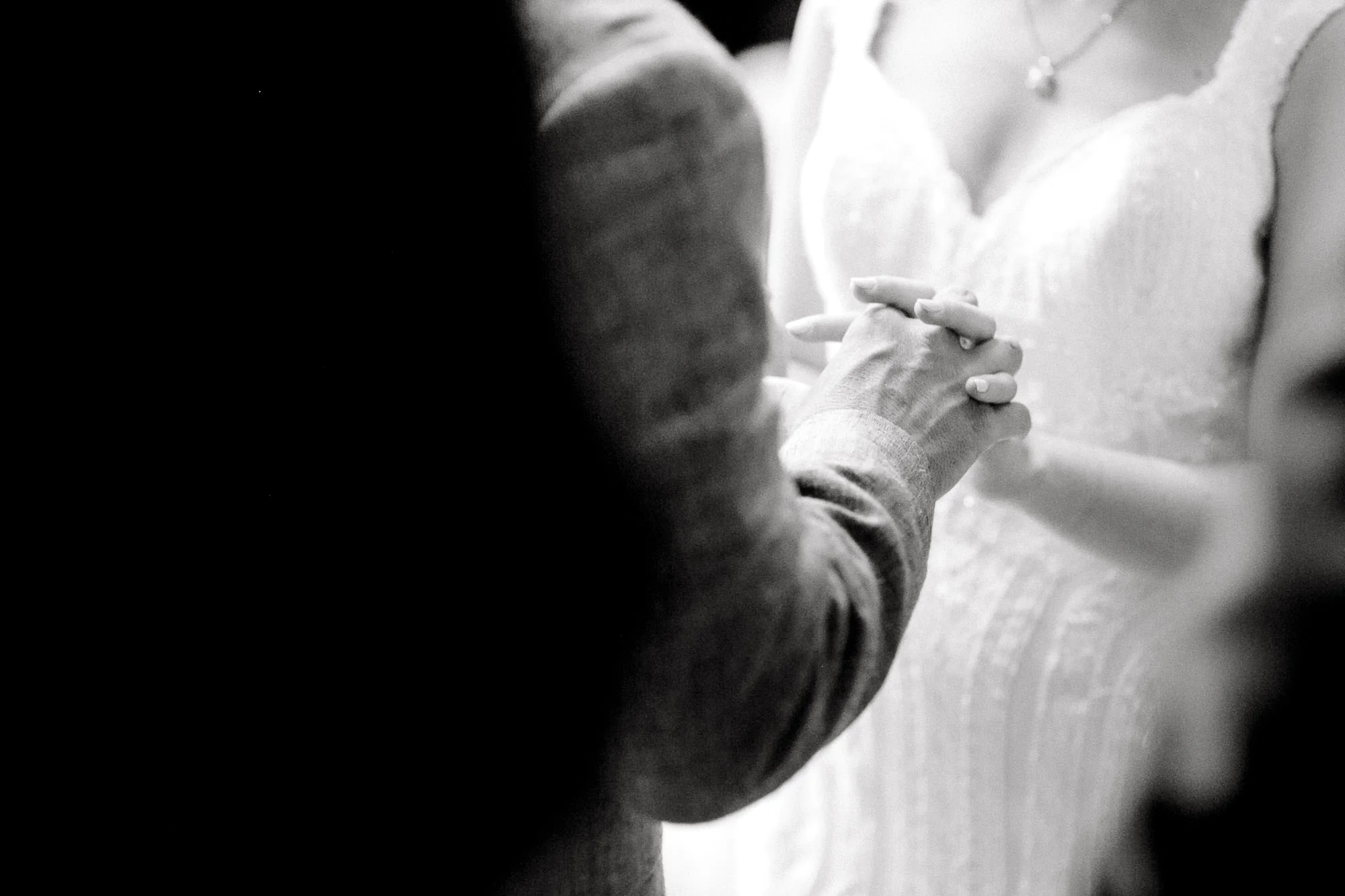 alexis-joel-laury-lubbock-weddingphotographer-alleej0020.jpg