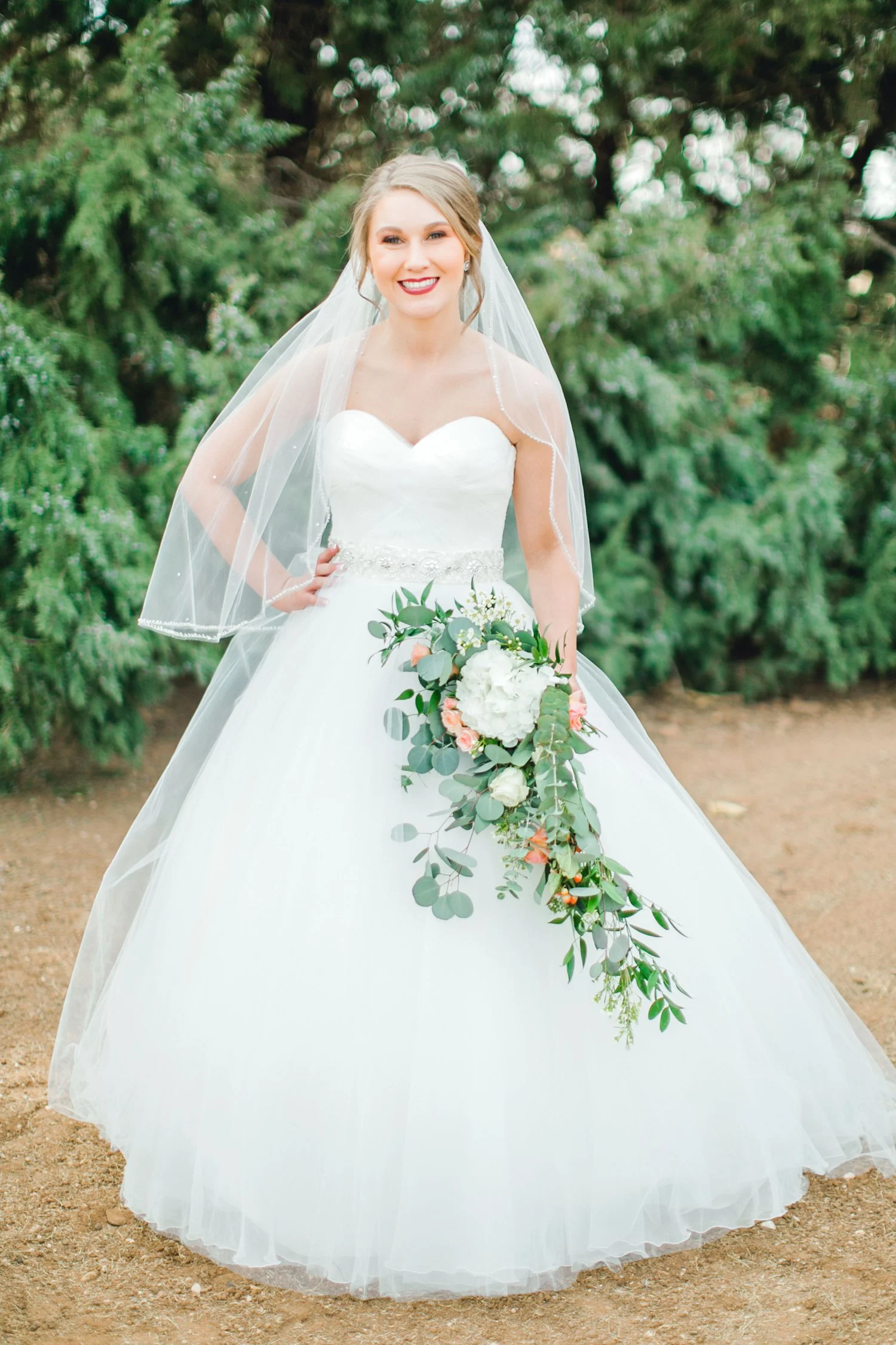 kayla-jacob-dow-cotton-creek-barn-lubbock-wedding-photographer-alleej0027.jpg