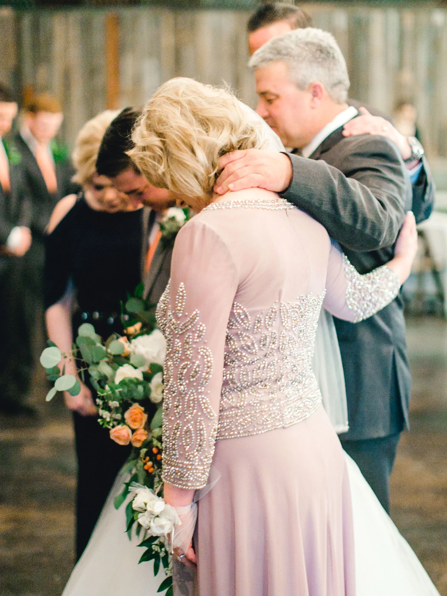 kayla-jacob-dow-cotton-creek-barn-lubbock-wedding-photographer-alleej0080.jpg