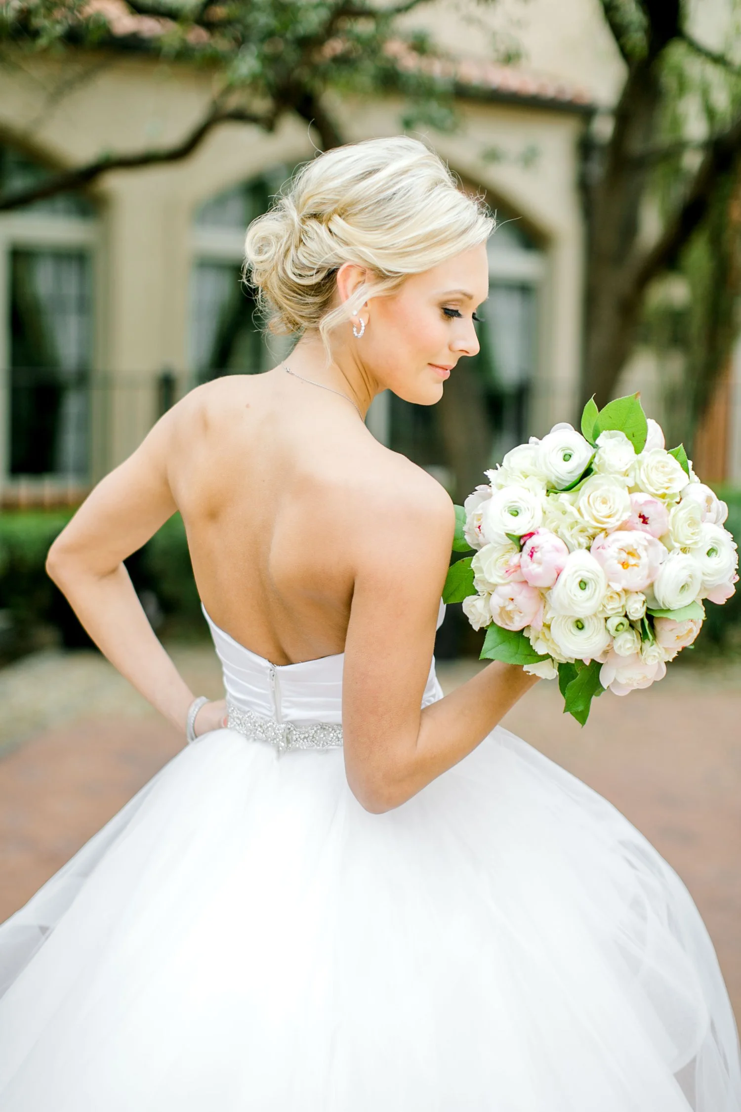 Taylor-Williams-Merket-Alumni-Center-Texas-Tech-Weddings-Lubbock-Photographer_0009.jpg