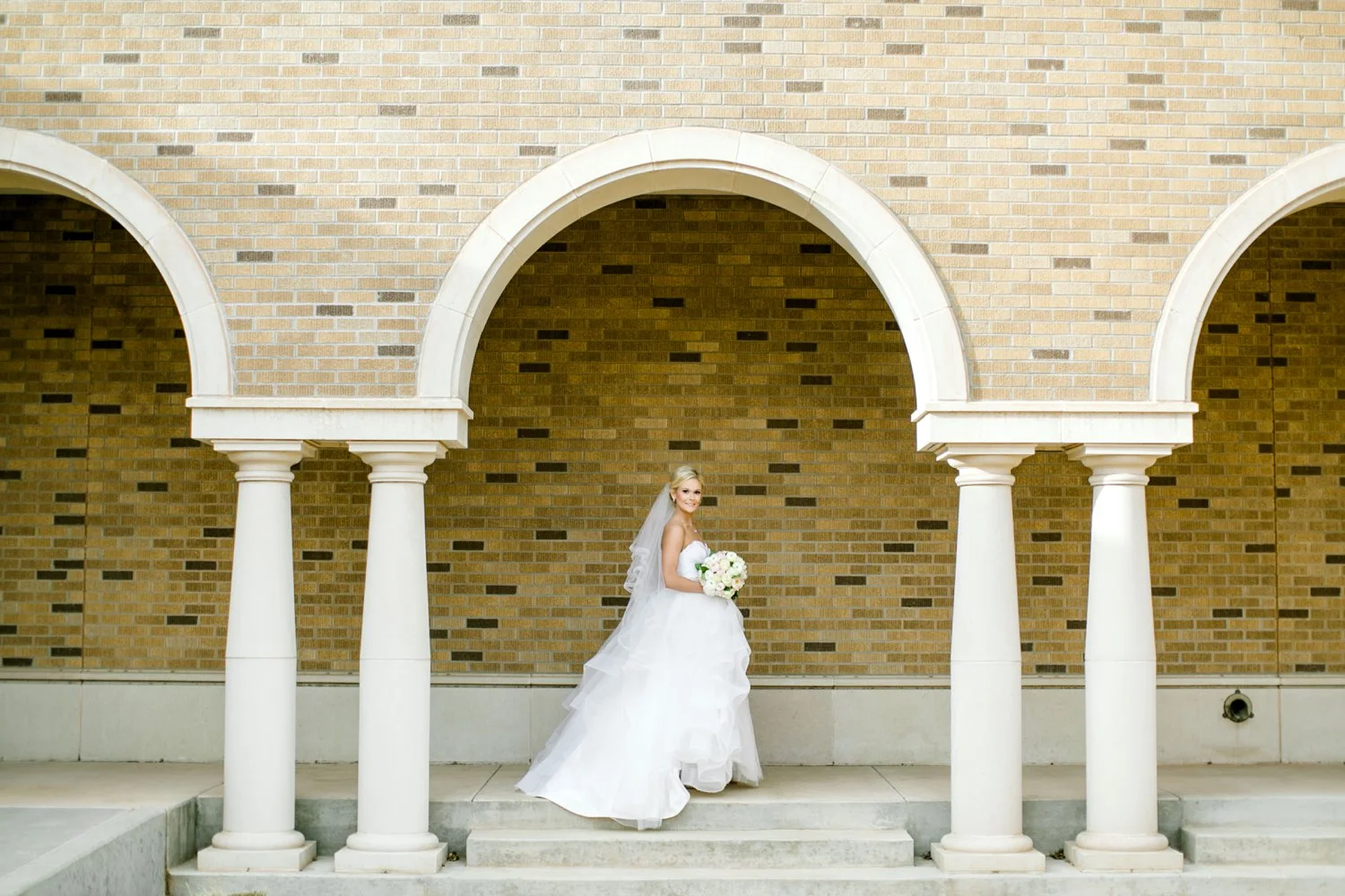 Taylor-Williams-Merket-Alumni-Center-Texas-Tech-Weddings-Lubbock-Photographer_0029.jpg