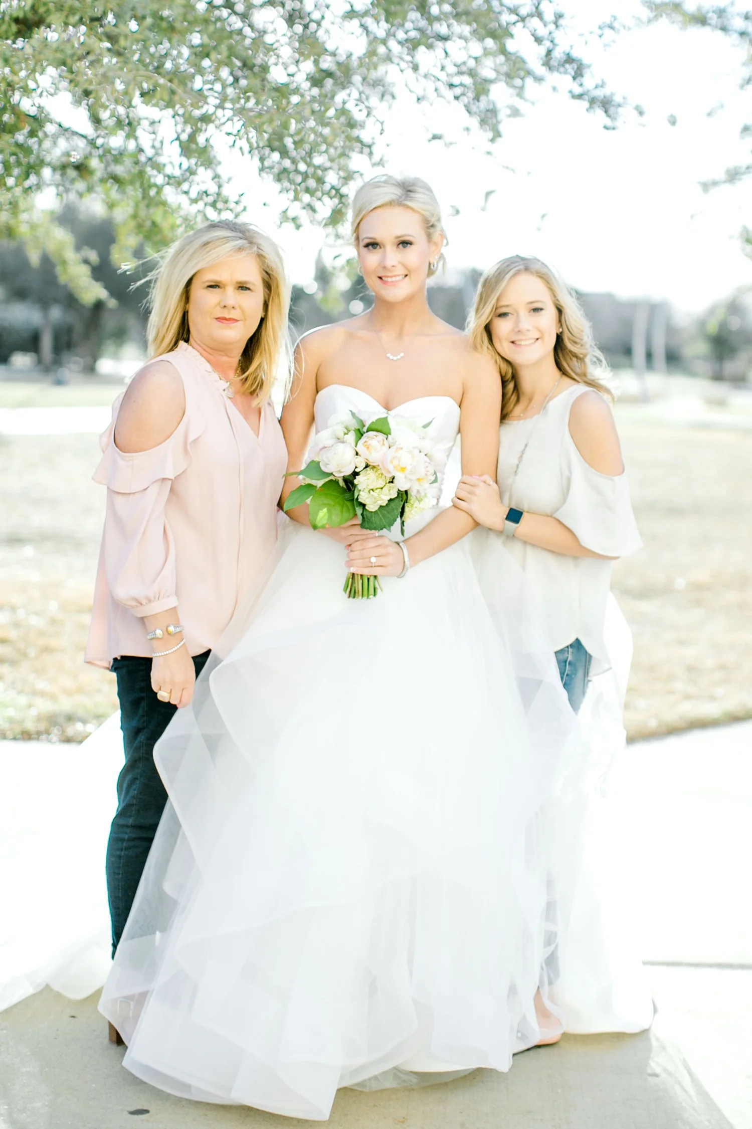 Taylor-Williams-Merket-Alumni-Center-Texas-Tech-Weddings-Lubbock-Photographer_0049.jpg