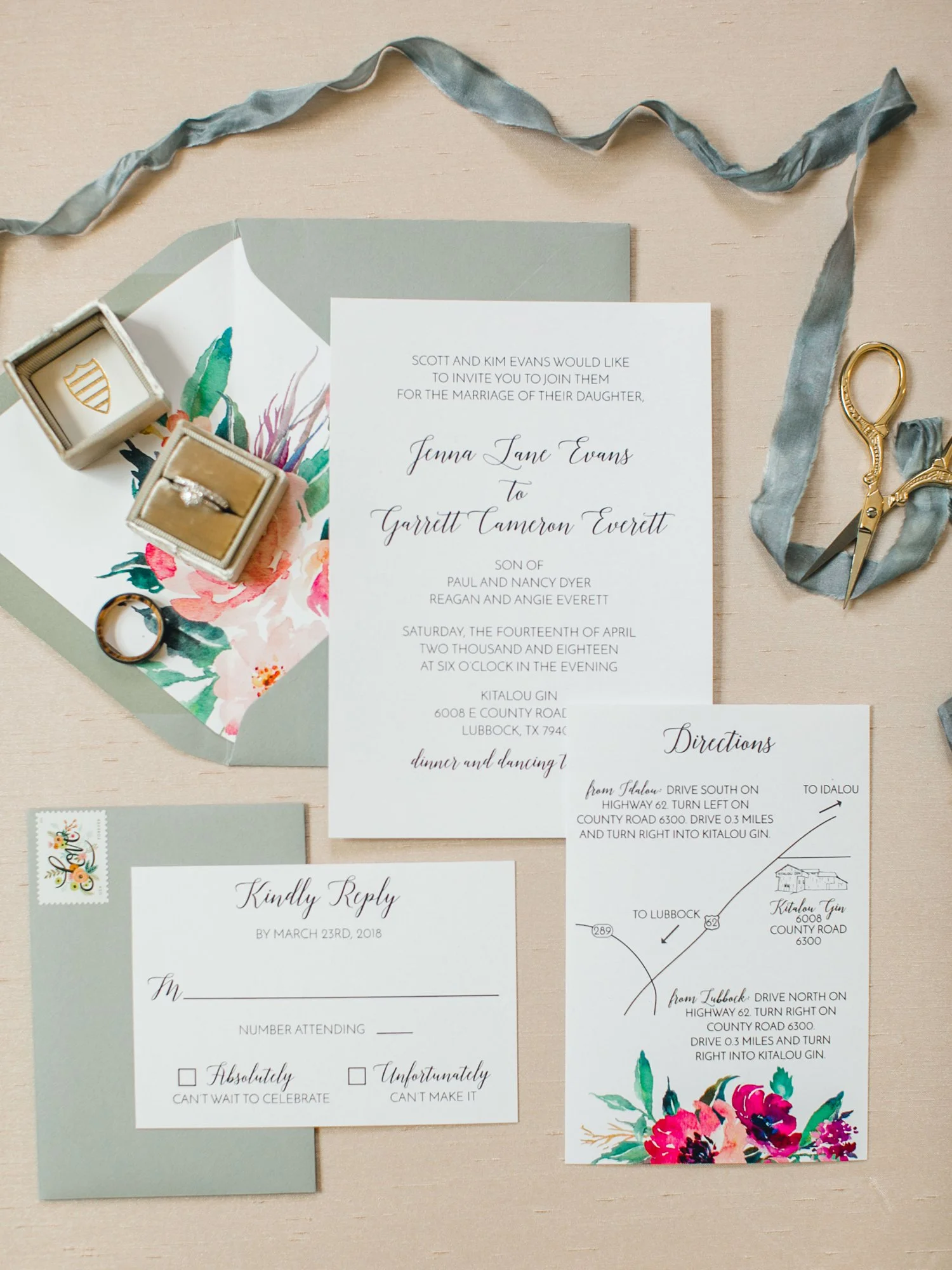 Jenna-and-garrett-Everett-kitalou-gin-lubbock-wedding-dayspring-designs-lubbock-wedding-photographer_0006.jpg
