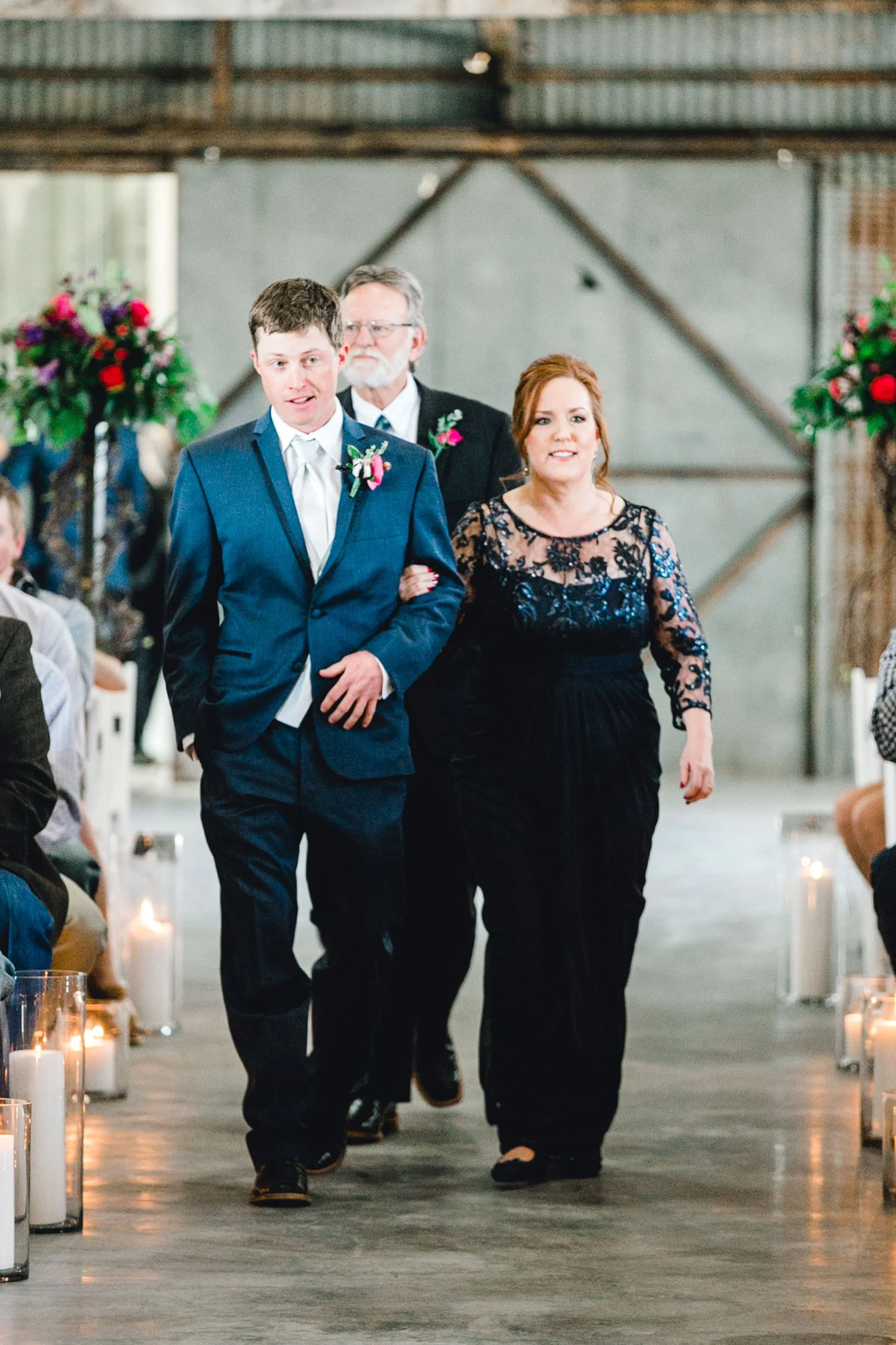 Jenna-and-garrett-Everett-kitalou-gin-lubbock-wedding-dayspring-designs-lubbock-wedding-photographer_0084.jpg