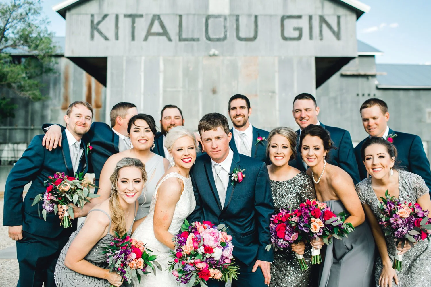 Jenna-and-garrett-Everett-kitalou-gin-lubbock-wedding-dayspring-designs-lubbock-wedding-photographer_0124.jpg