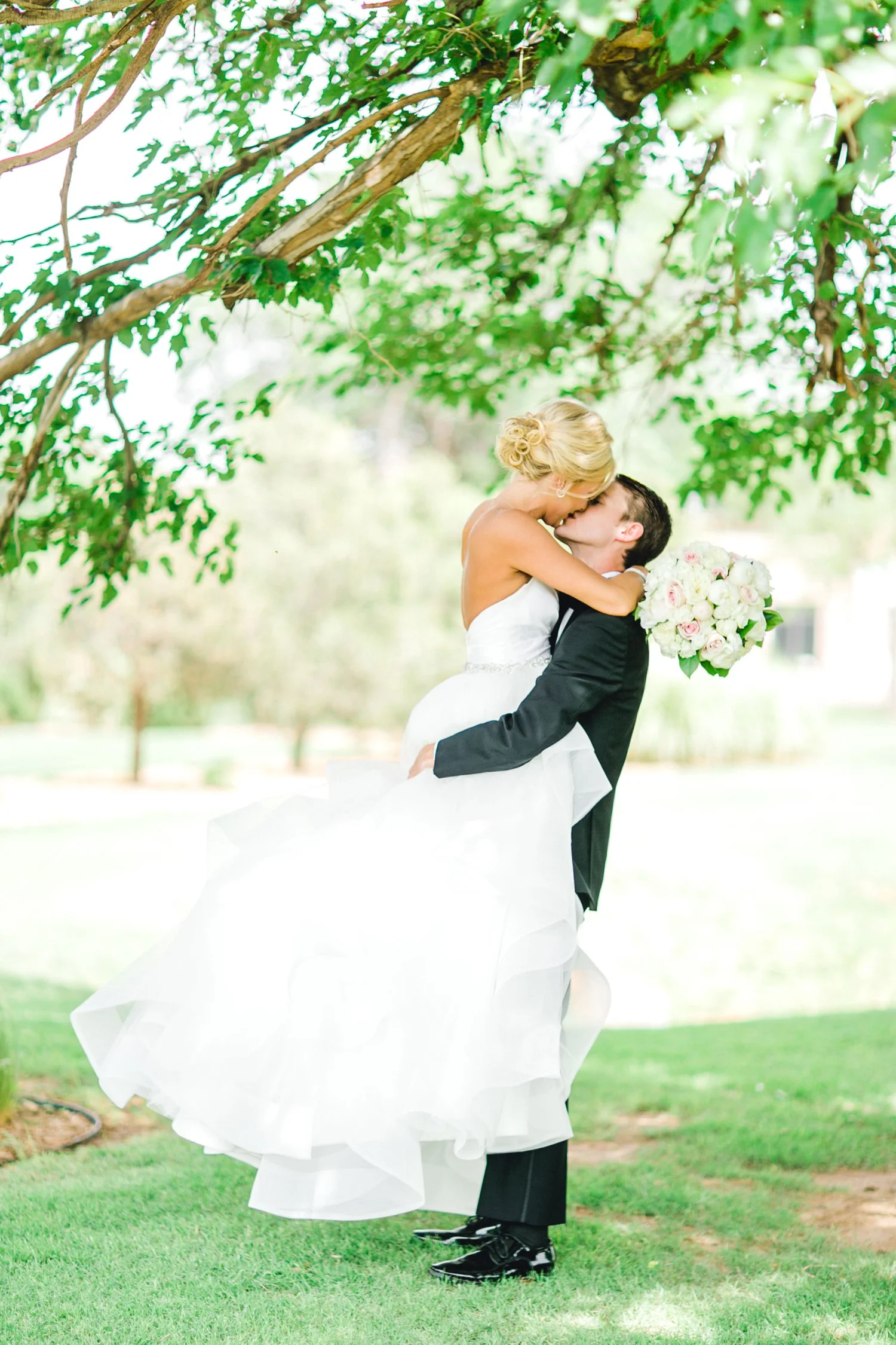 Taylor-and-Brock-Williams-Texas-Tech-University-Merket-Alumni-Center-Lubbock-Photographer-ALLEEJ0085.jpg
