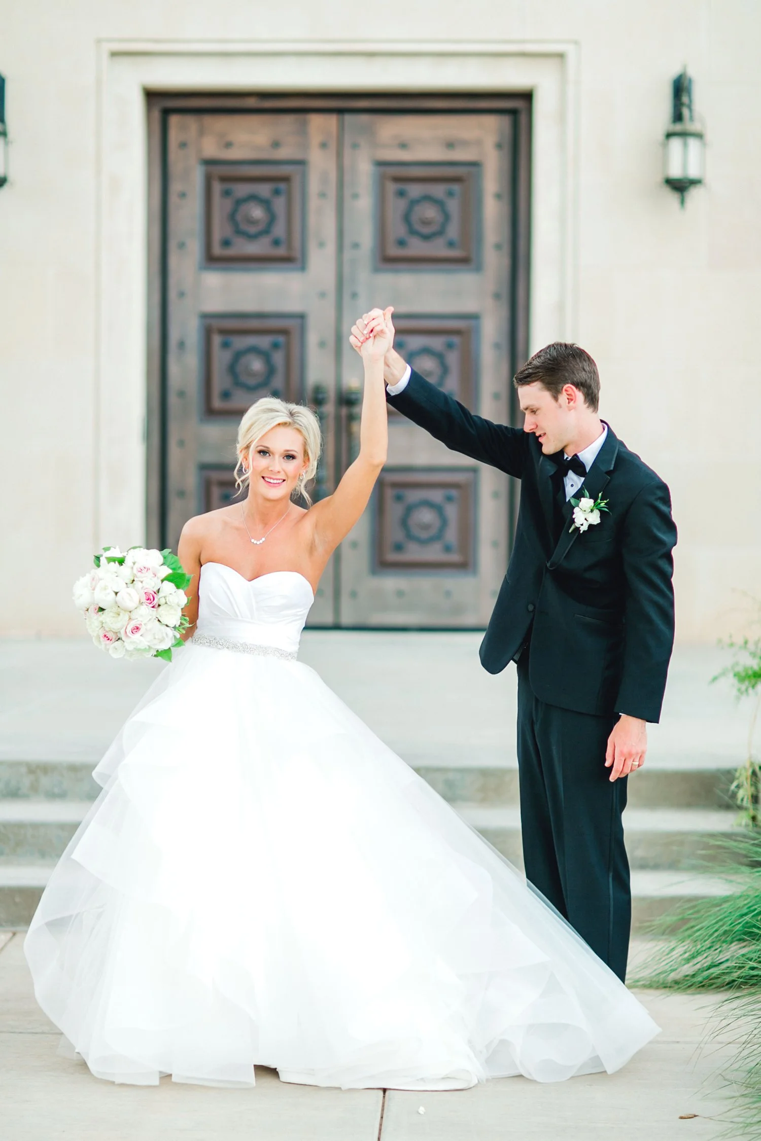 Taylor-and-Brock-Williams-Texas-Tech-University-Merket-Alumni-Center-Lubbock-Photographer-ALLEEJ0161.jpg
