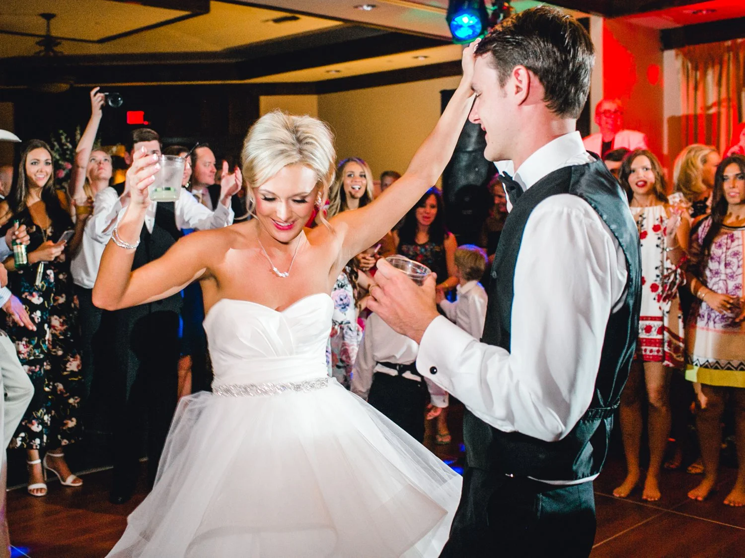 Taylor-and-Brock-Williams-Texas-Tech-University-Merket-Alumni-Center-Lubbock-Photographer-ALLEEJ0232.jpg