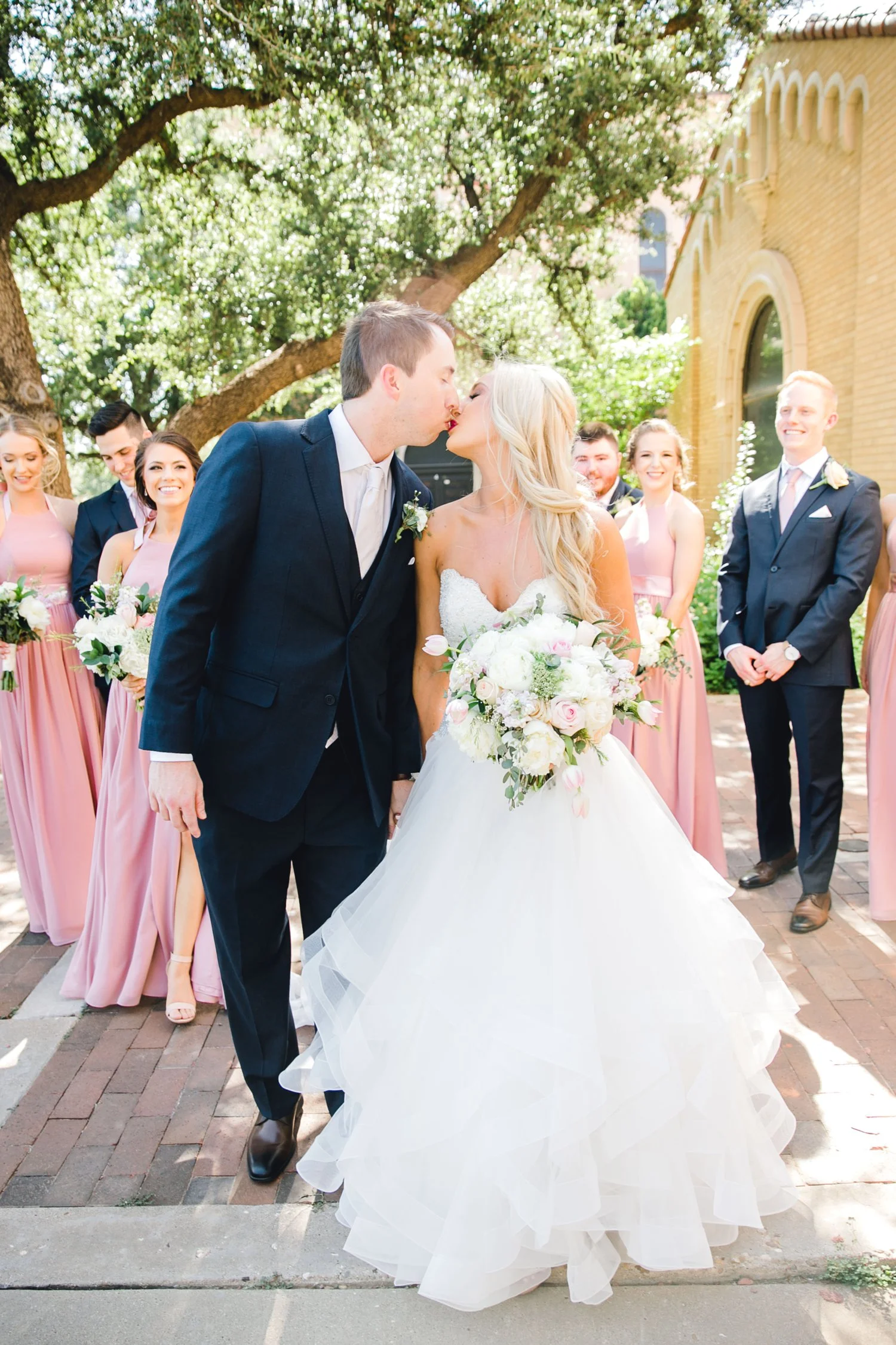MADI_AND_WILL_STEPHENS_ALLEEJ_LUBBOCK_PHOTOGRAPHER_TEXAS+TECH+FRAZIER_ALUMNI0075.jpg