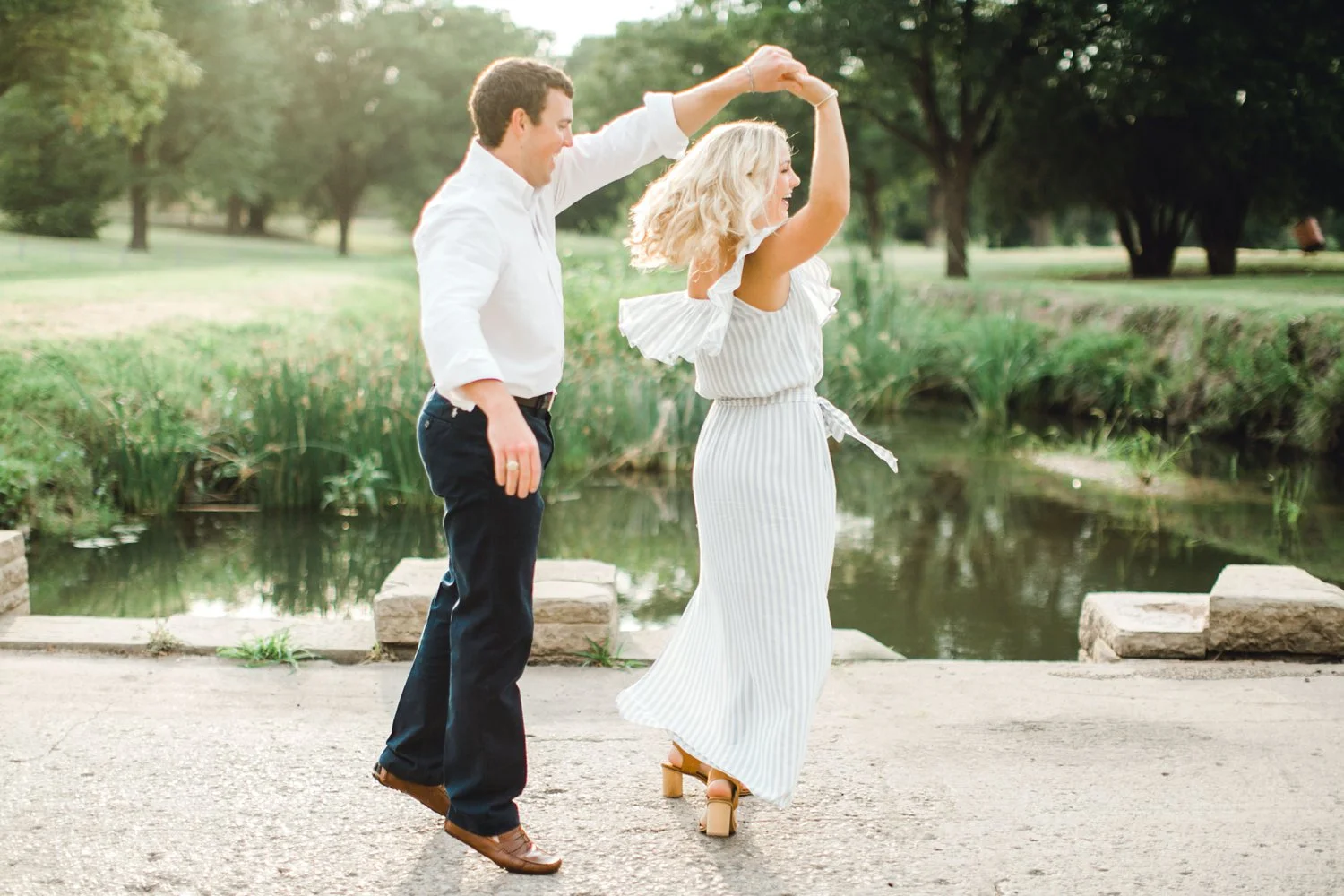 Allison_and_Clay_Smart_Engagements_ALLEEJ_Lubbock_Photographer_0025.jpg