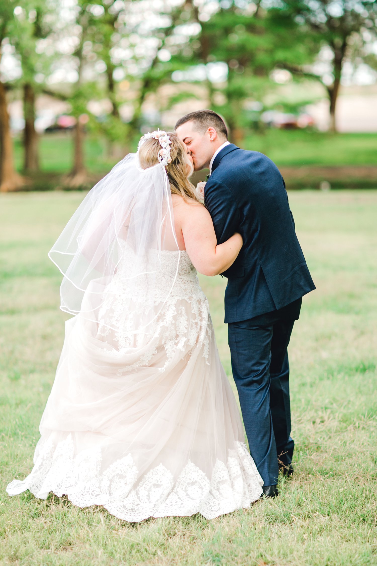 SARAH_AND_GEOFFREY_SHARP_SPIRIT_RANCH_WEDDING_ALLEEJ_LUBBOCK_TX_0107.jpg