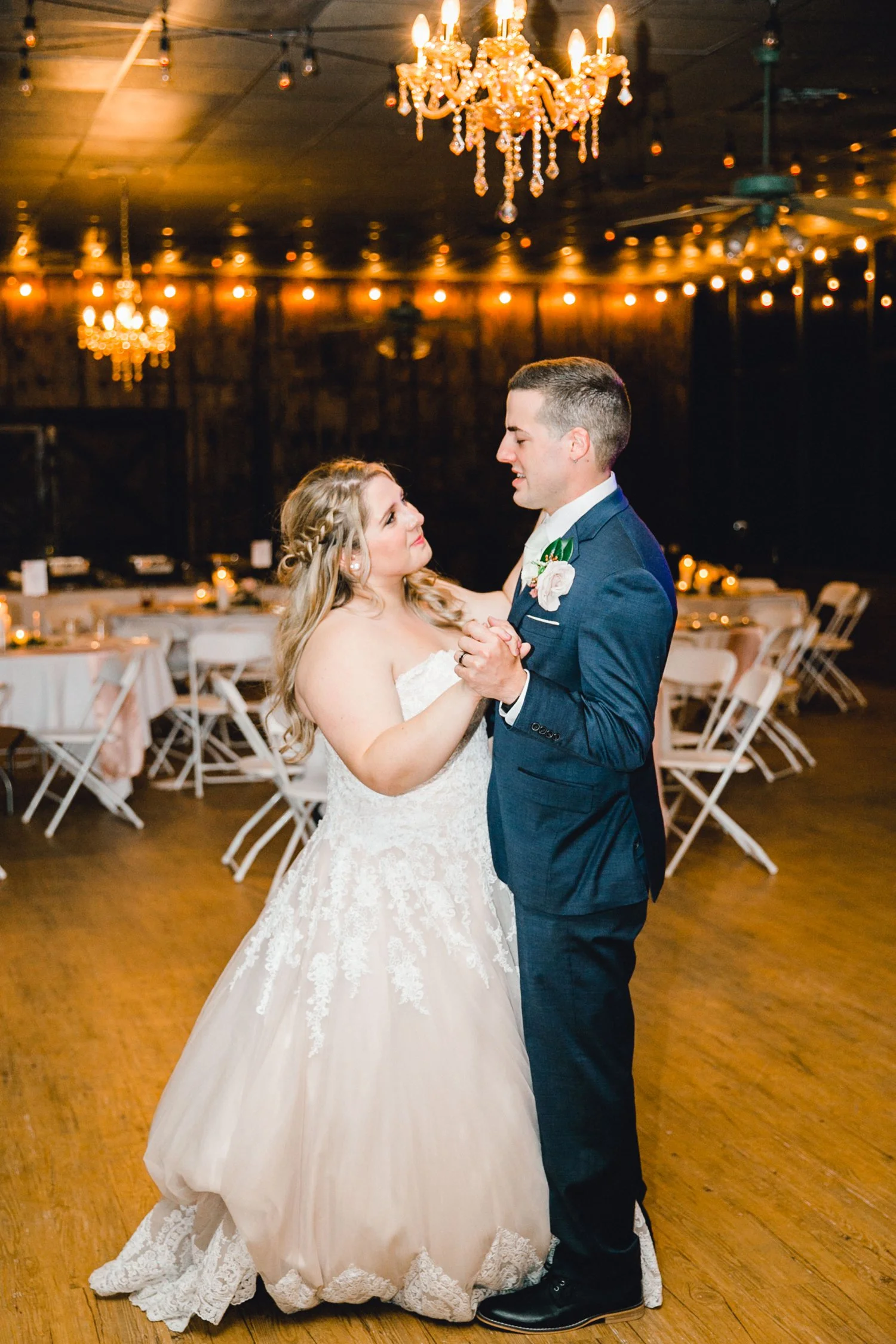SARAH_AND_GEOFFREY_SHARP_SPIRIT_RANCH_WEDDING_ALLEEJ_LUBBOCK_TX_0182.jpg