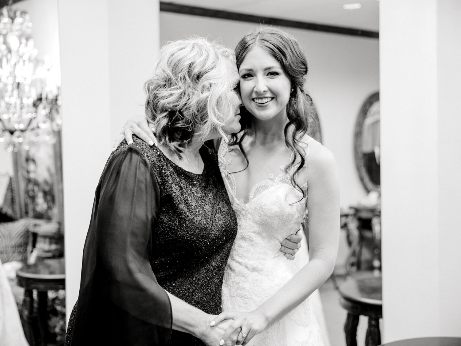 Hunter_and_Molly_Rawls_ALLEEJ_Lubbock_WEDDING_Legacy_Event_Center_0011.jpg