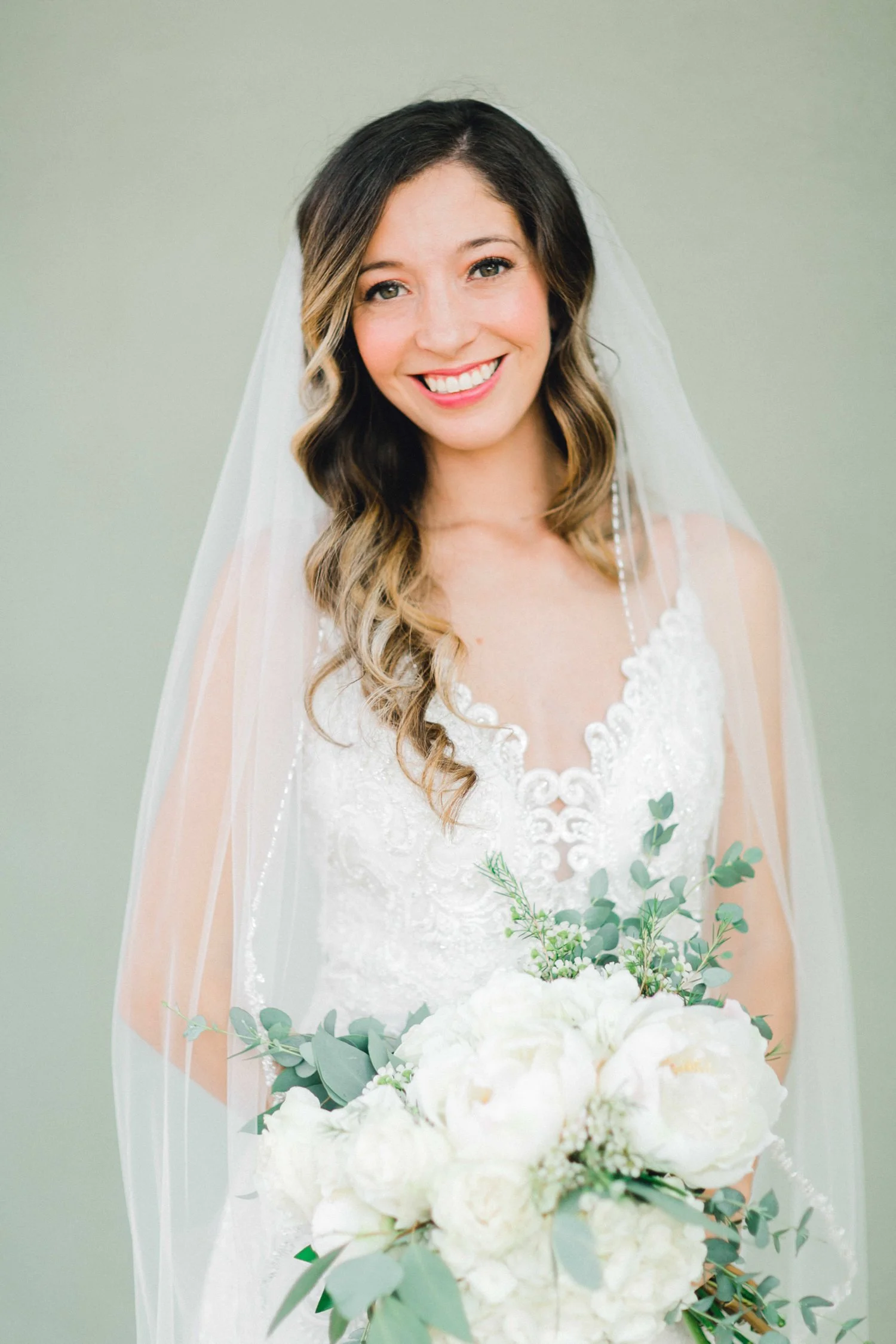 Ashley_Parr_Bridals_ALLEEJ_caprock_winery_romantic_elegant0001.jpg