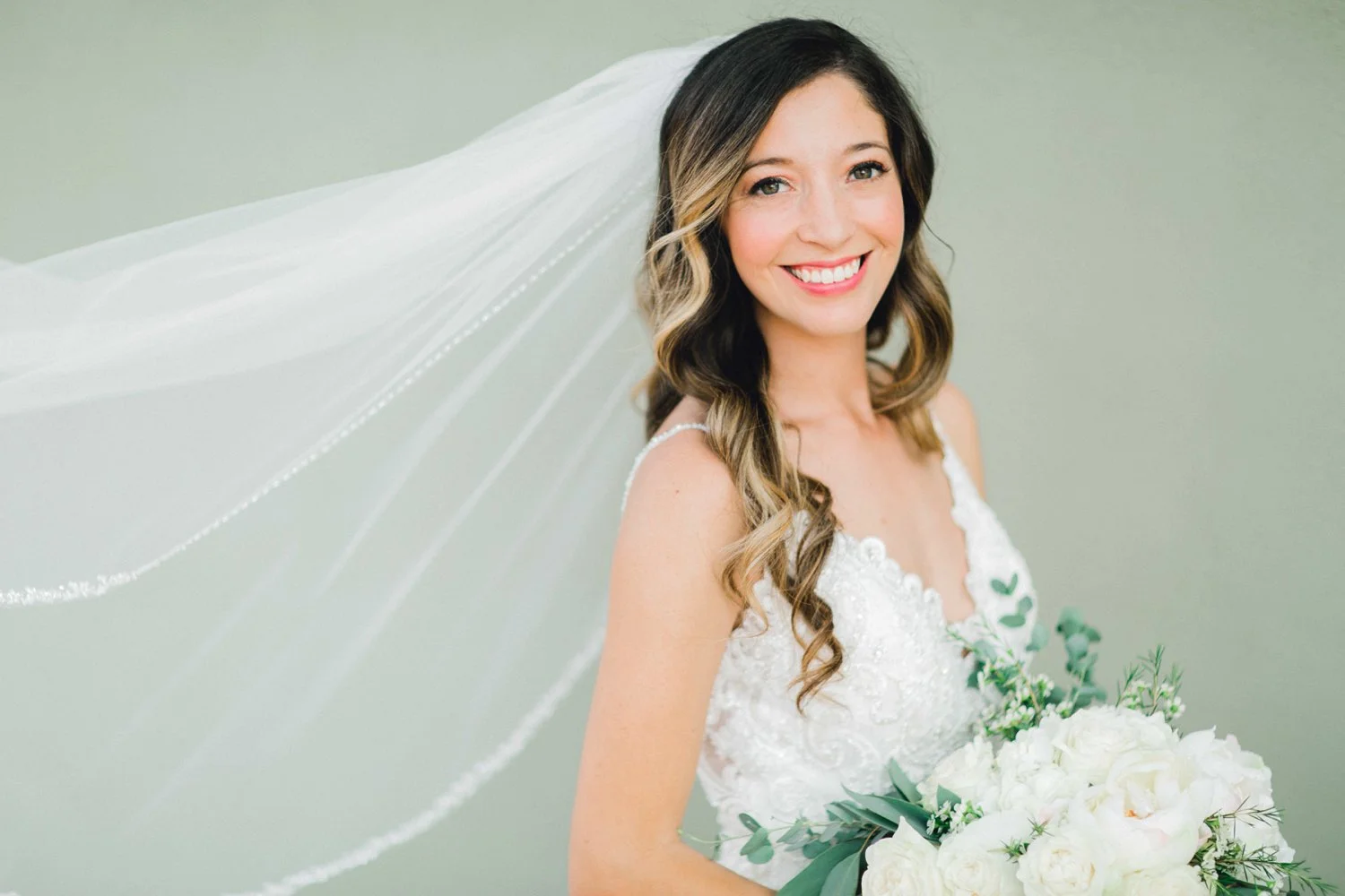 Ashley_Parr_Bridals_ALLEEJ_caprock_winery_romantic_elegant0004.jpg