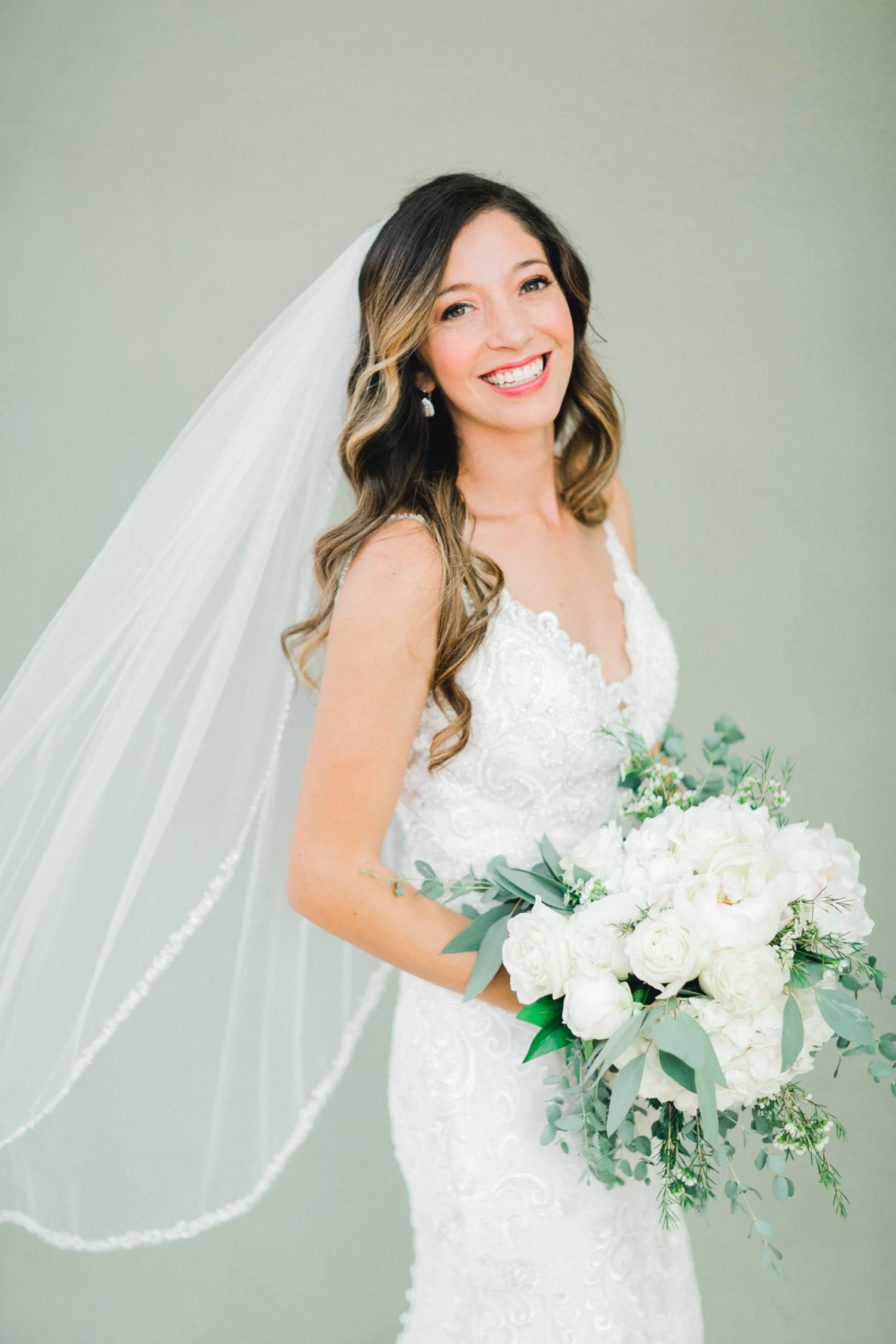 Ashley_Parr_Bridals_ALLEEJ_caprock_winery_romantic_elegant0008.jpg