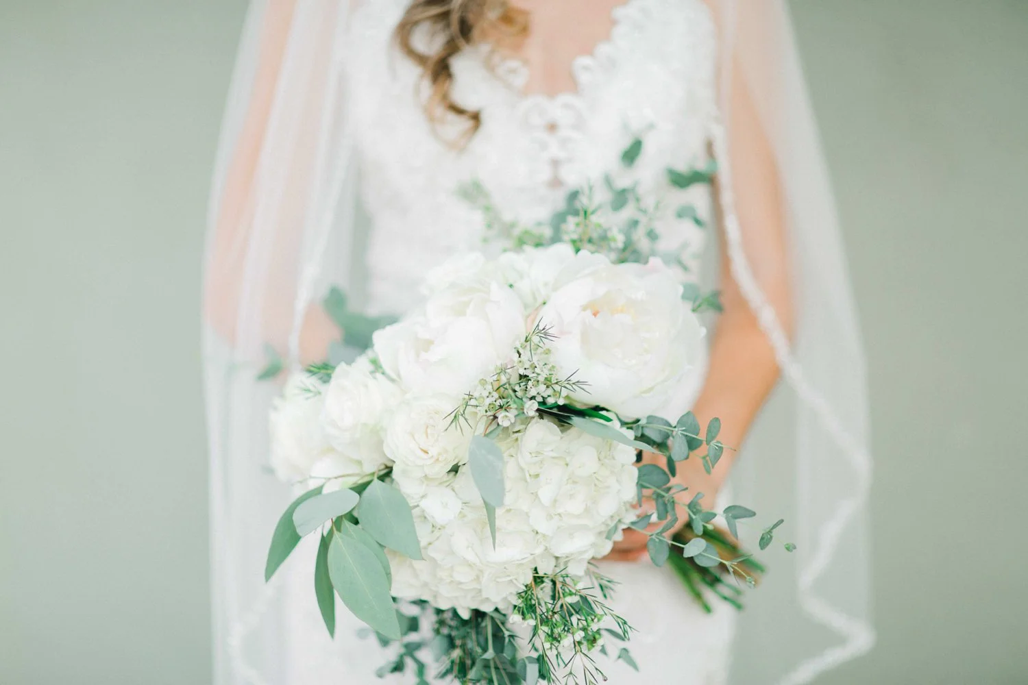 Ashley_Parr_Bridals_ALLEEJ_caprock_winery_romantic_elegant0012.jpg