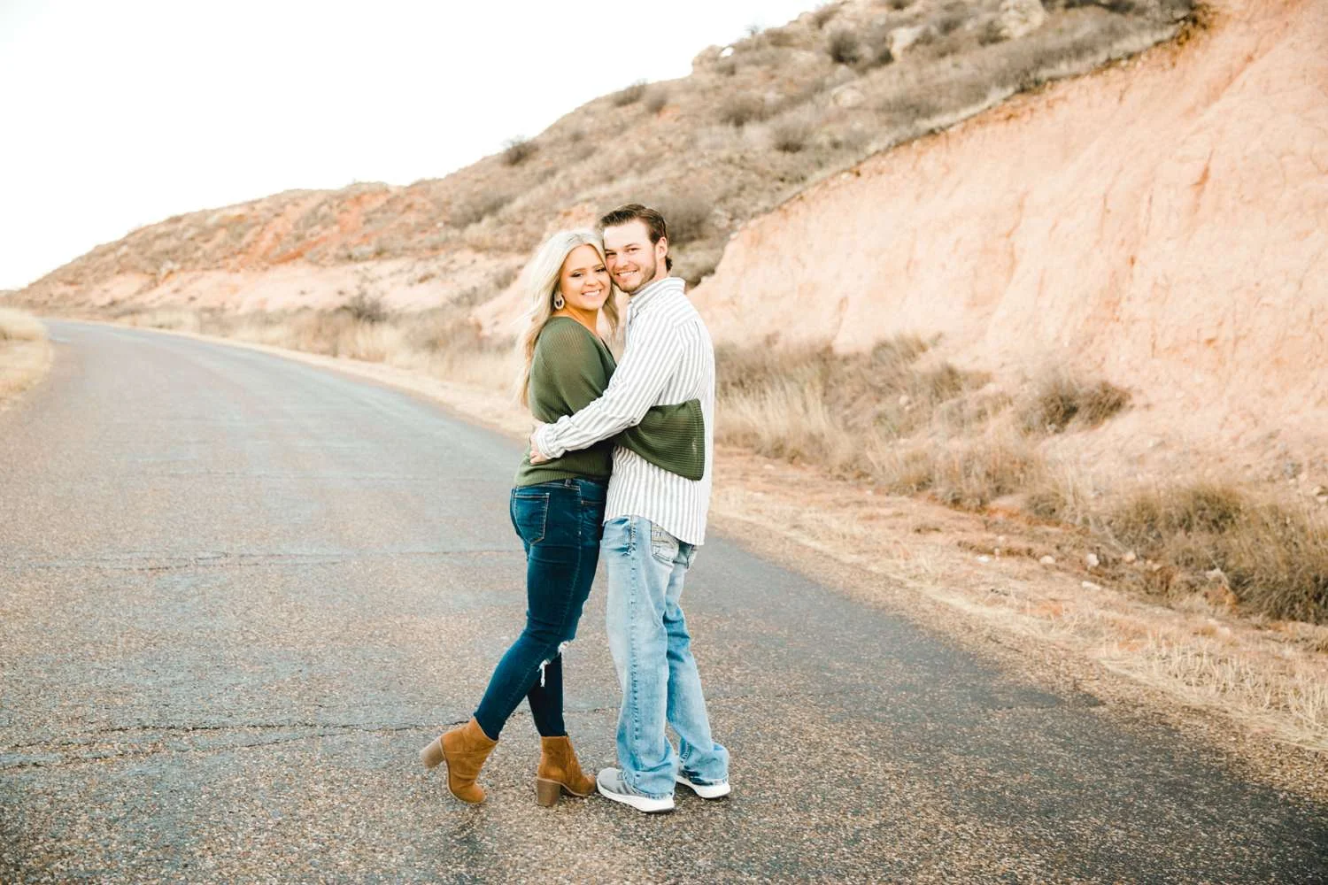 HAYLEE+JUSTIN+ENGAGEMENTS+ALLEEJ+LUBBOCK+PHOTOGRAPHER_0045.jpg