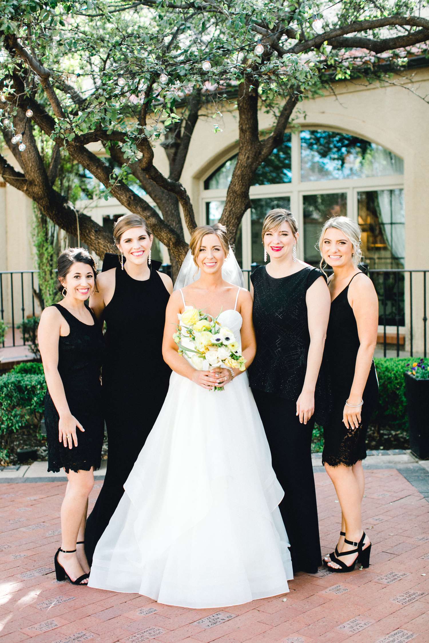 MARLEE+LLOYD+MORGAN+ALLEEJ+TEXAS+TECH+MERKET+ALUMNI+WEDDINGS+LUBBOCK+WEST+TABLE+CLASSIC+SPAIN_0120.jpg