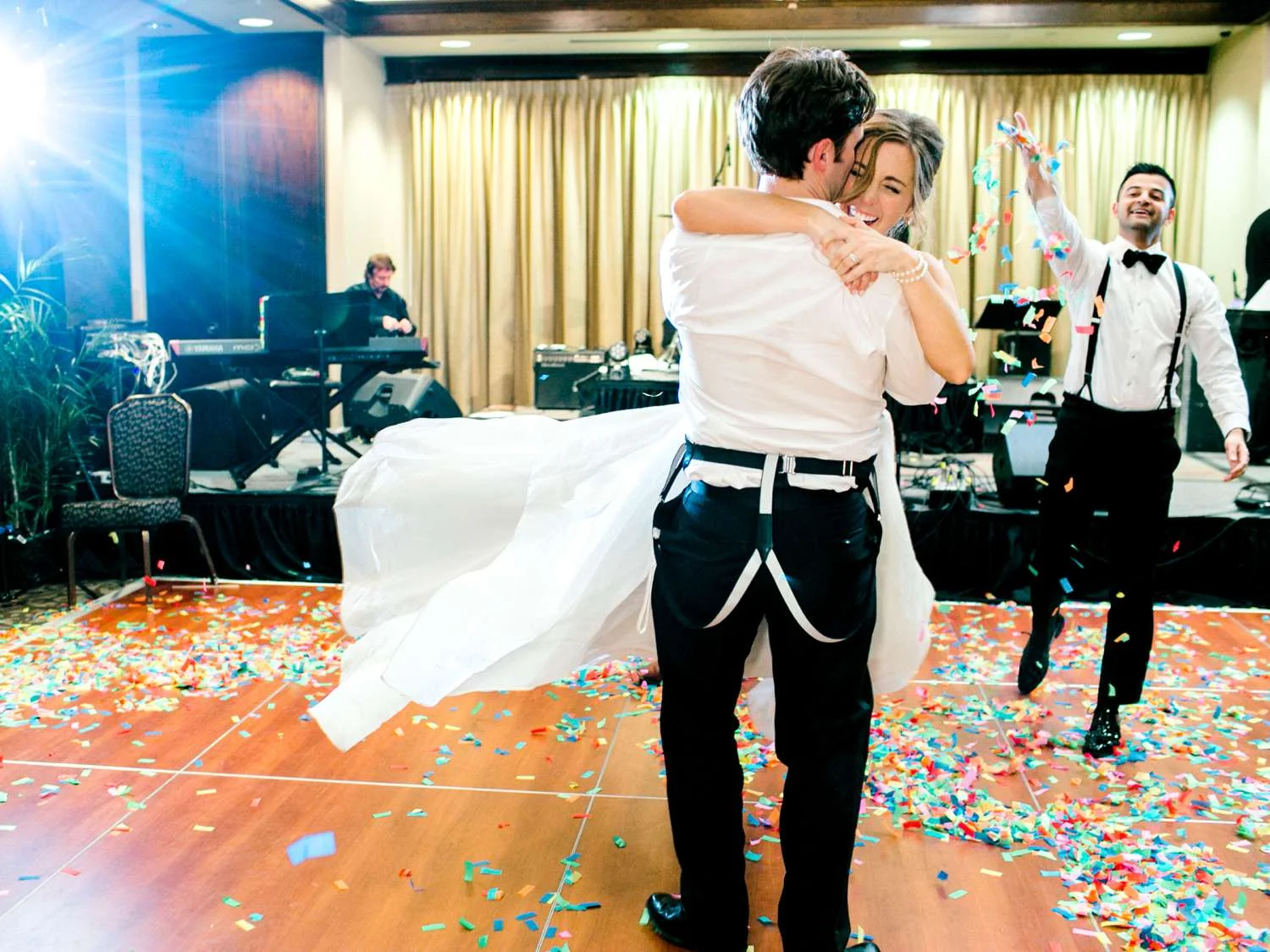 MARLEE+LLOYD+MORGAN+ALLEEJ+TEXAS+TECH+MERKET+ALUMNI+WEDDINGS+LUBBOCK+WEST+TABLE+CLASSIC+SPAIN_0313.jpg