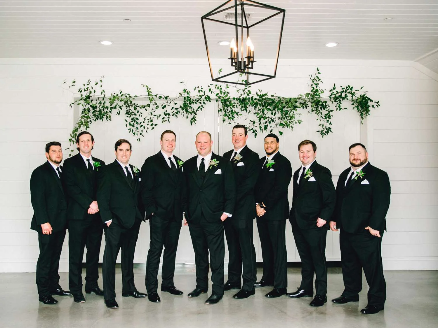 HEBERT_MORGAN_AND_CLAY_ALLEEJ_THE_FARMHOUSE_MONTGOMERY_TEXAS_WEDDING_0041.jpg