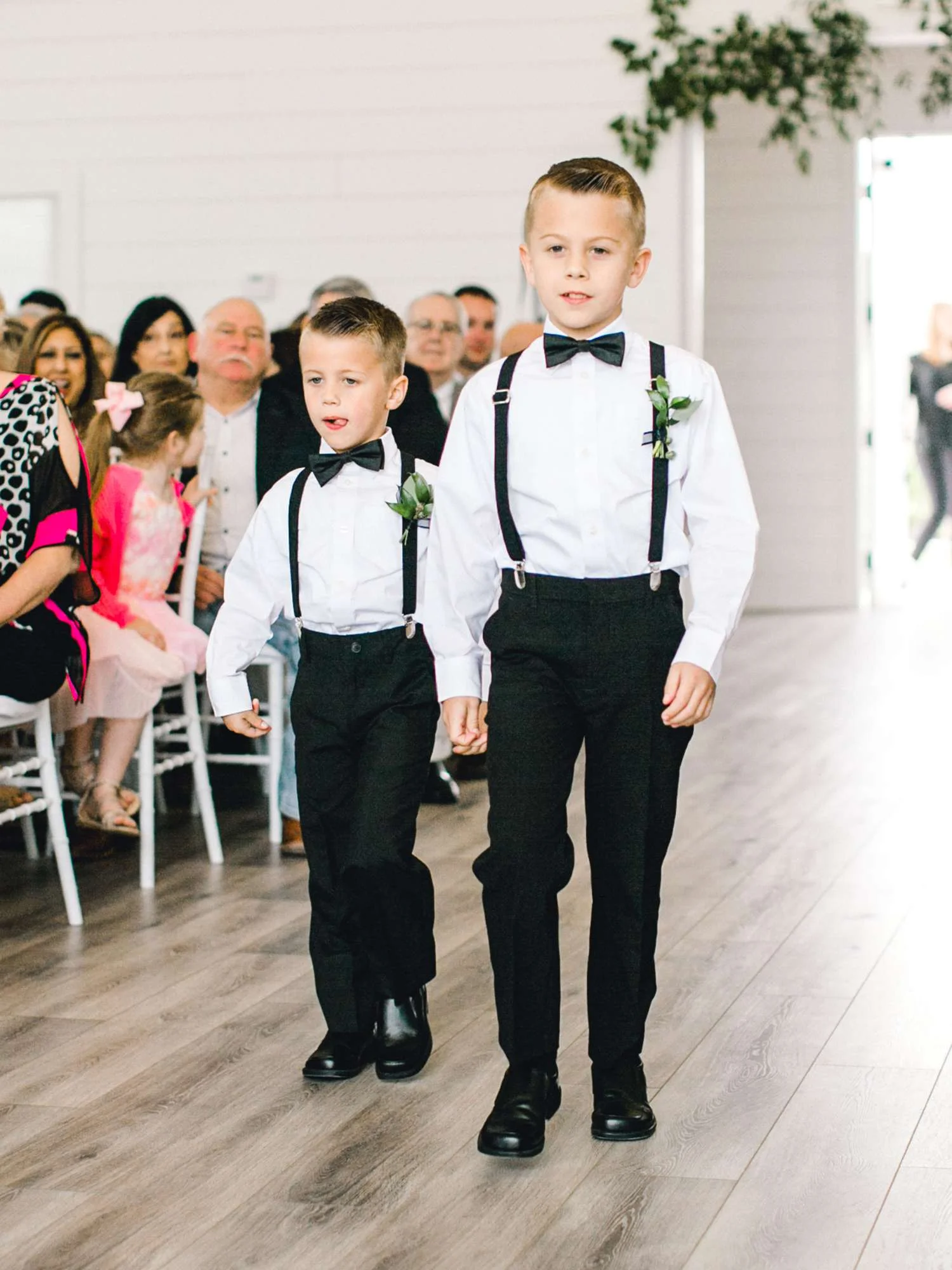 HEBERT_MORGAN_AND_CLAY_ALLEEJ_THE_FARMHOUSE_MONTGOMERY_TEXAS_WEDDING_0078.jpg