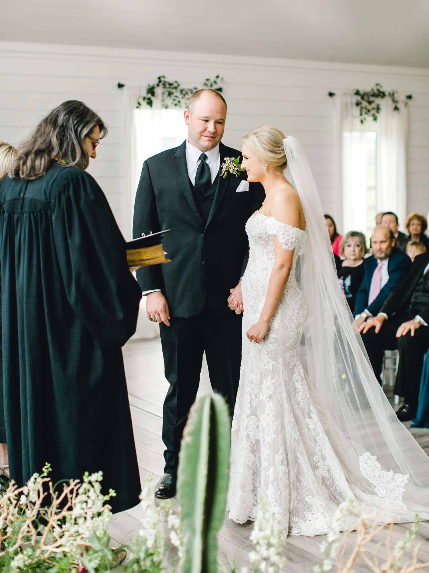 HEBERT_MORGAN_AND_CLAY_ALLEEJ_THE_FARMHOUSE_MONTGOMERY_TEXAS_WEDDING_0087.jpg