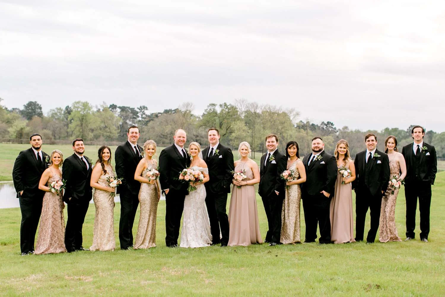 HEBERT_MORGAN_AND_CLAY_ALLEEJ_THE_FARMHOUSE_MONTGOMERY_TEXAS_WEDDING_0130.jpg
