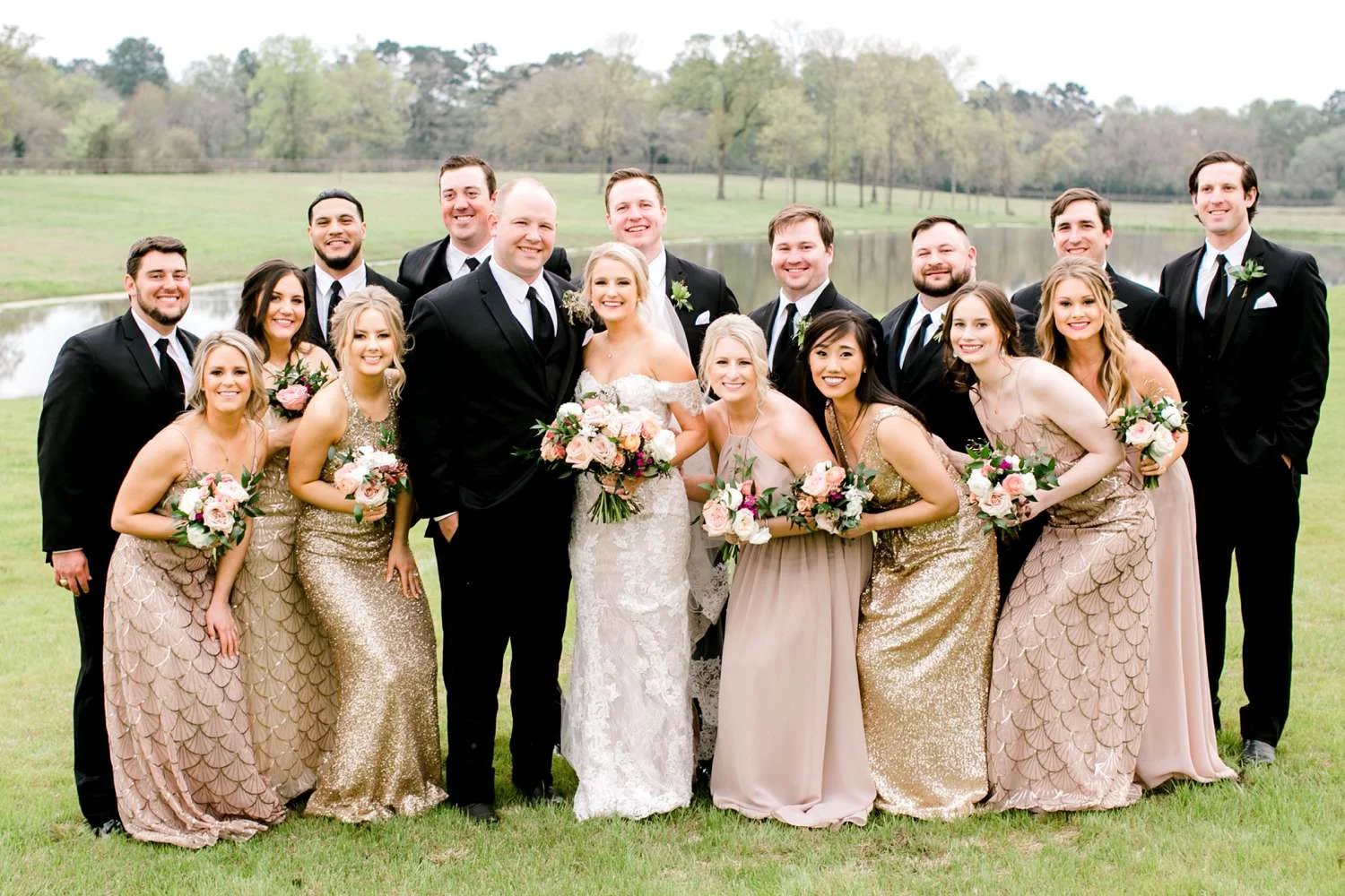 HEBERT_MORGAN_AND_CLAY_ALLEEJ_THE_FARMHOUSE_MONTGOMERY_TEXAS_WEDDING_0137.jpg