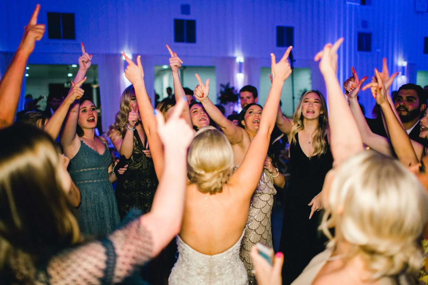 HEBERT_MORGAN_AND_CLAY_ALLEEJ_THE_FARMHOUSE_MONTGOMERY_TEXAS_WEDDING_0213.jpg