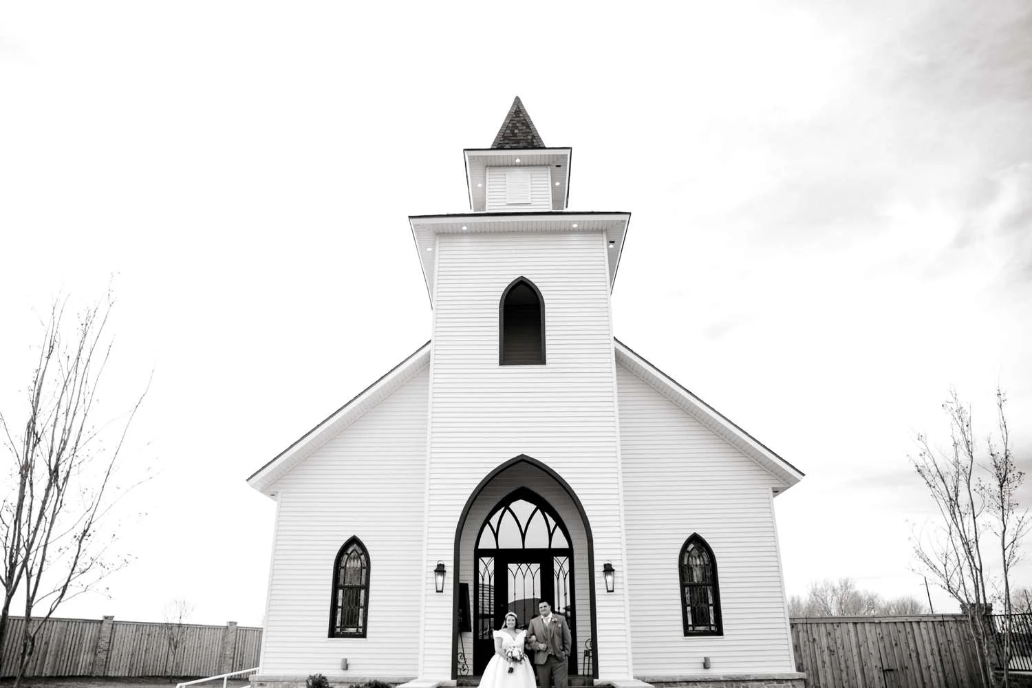 CASSIDY+AND+HARLEY+BRADLEY+EBERLEY+BROOKS+CHAPEL+LUBBOCK+WEDDING+PHOTOGRAPHER+ALLEEJ_0090.jpg