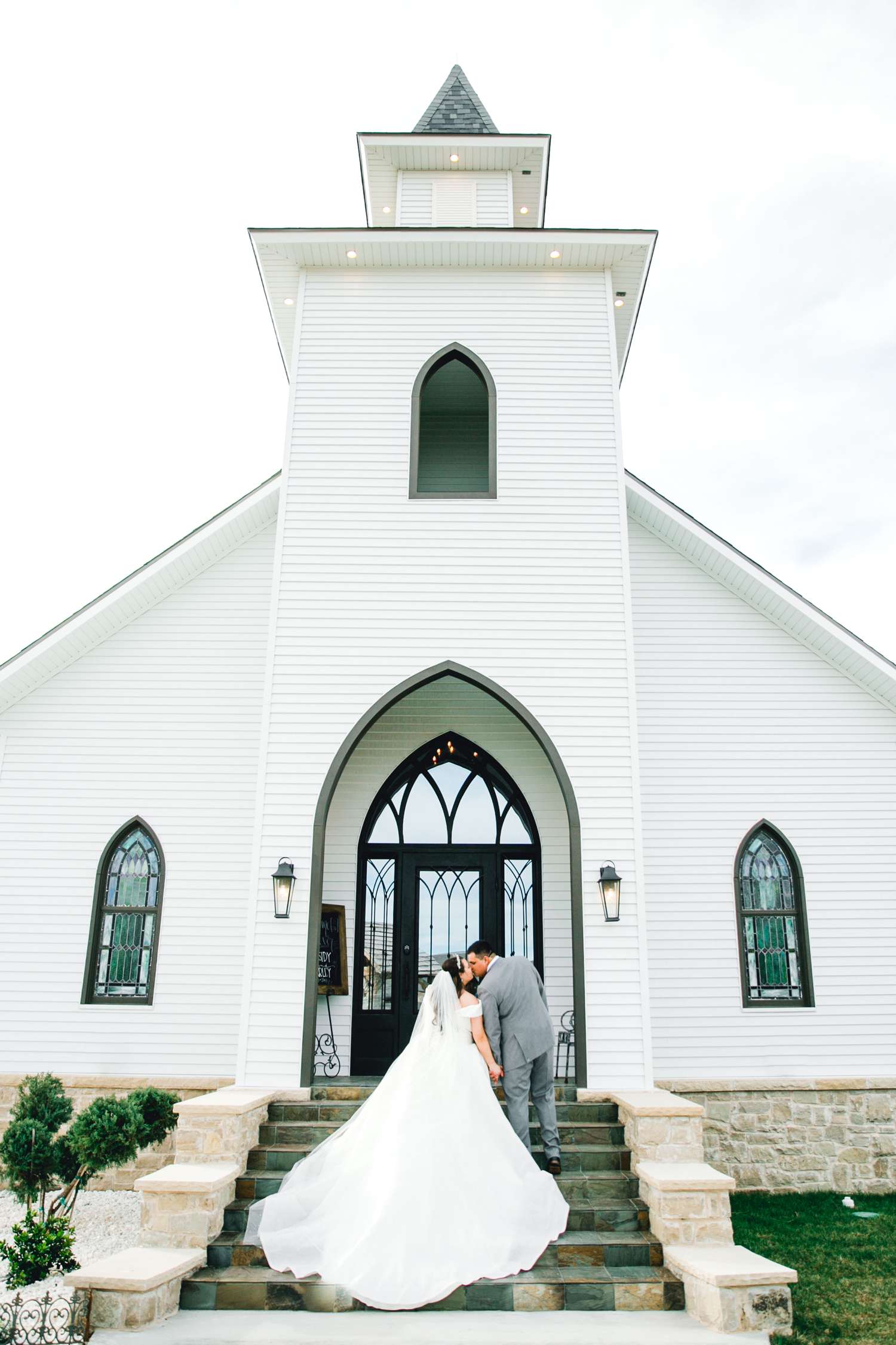 CASSIDY+AND+HARLEY+BRADLEY+EBERLEY+BROOKS+CHAPEL+LUBBOCK+WEDDING+PHOTOGRAPHER+ALLEEJ_0091.jpg
