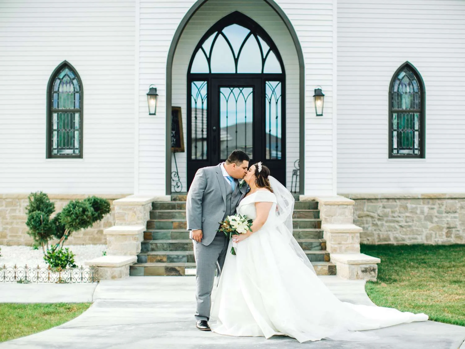 CASSIDY+AND+HARLEY+BRADLEY+EBERLEY+BROOKS+CHAPEL+LUBBOCK+WEDDING+PHOTOGRAPHER+ALLEEJ_0098.jpg