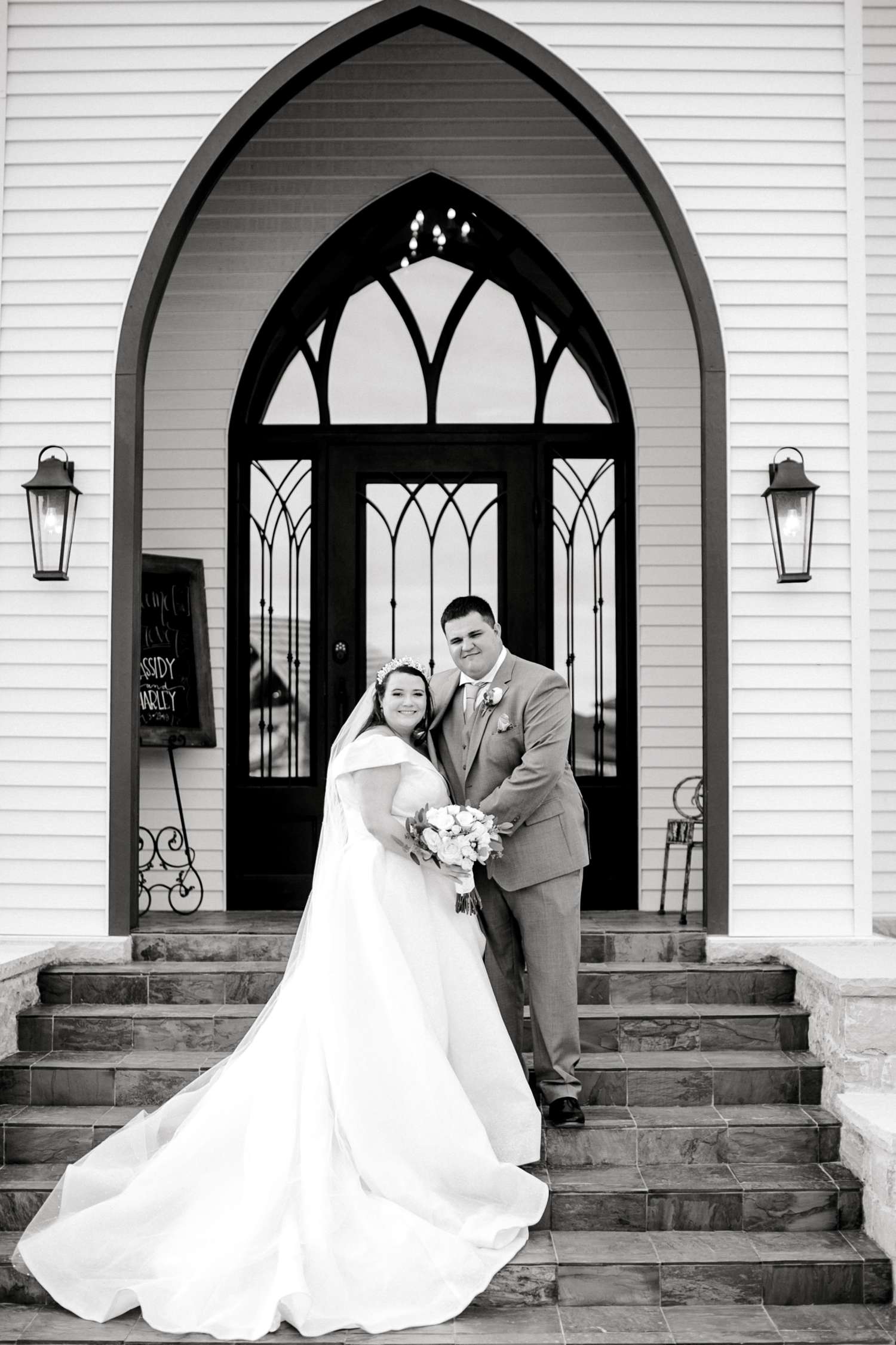 CASSIDY+AND+HARLEY+BRADLEY+EBERLEY+BROOKS+CHAPEL+LUBBOCK+WEDDING+PHOTOGRAPHER+ALLEEJ_0097.jpg