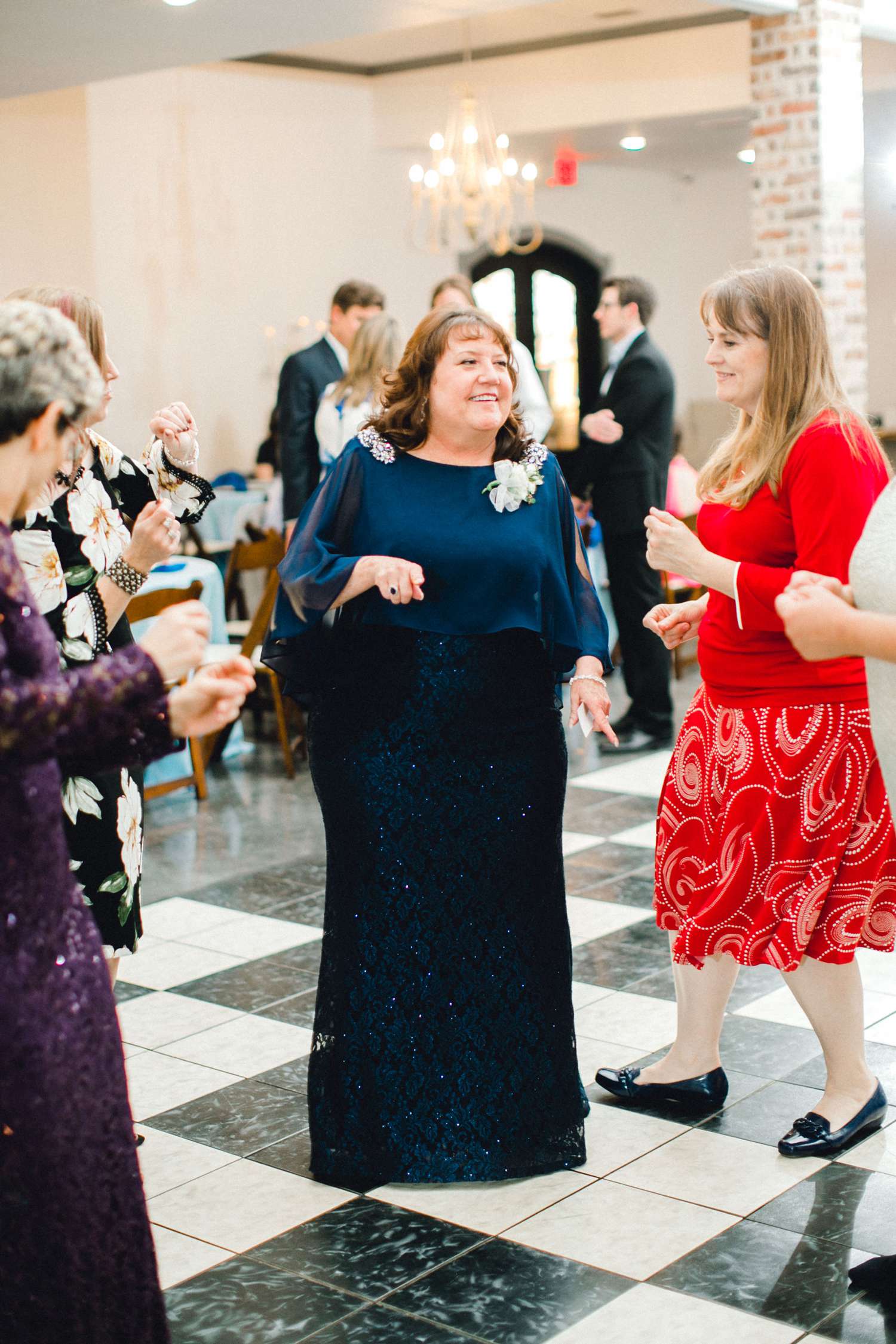 CASSIDY+AND+HARLEY+BRADLEY+EBERLEY+BROOKS+CHAPEL+LUBBOCK+WEDDING+PHOTOGRAPHER+ALLEEJ_0163.jpg