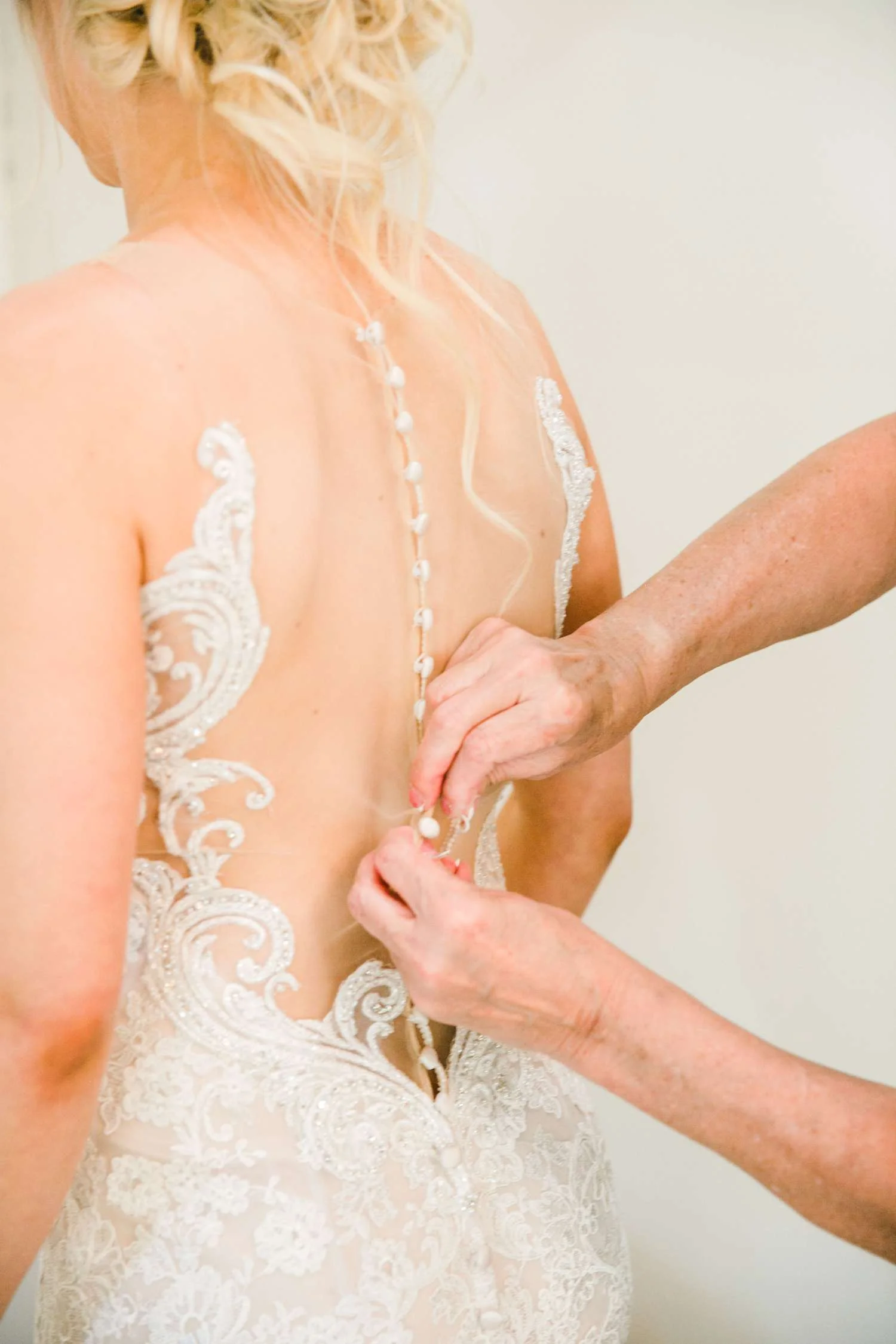 SARAH+TREVOR+BADGETT+SPARROW+CREEK+GRAHAM+TEXAS+ALLEEJ+WEDDINGS_0007.jpg